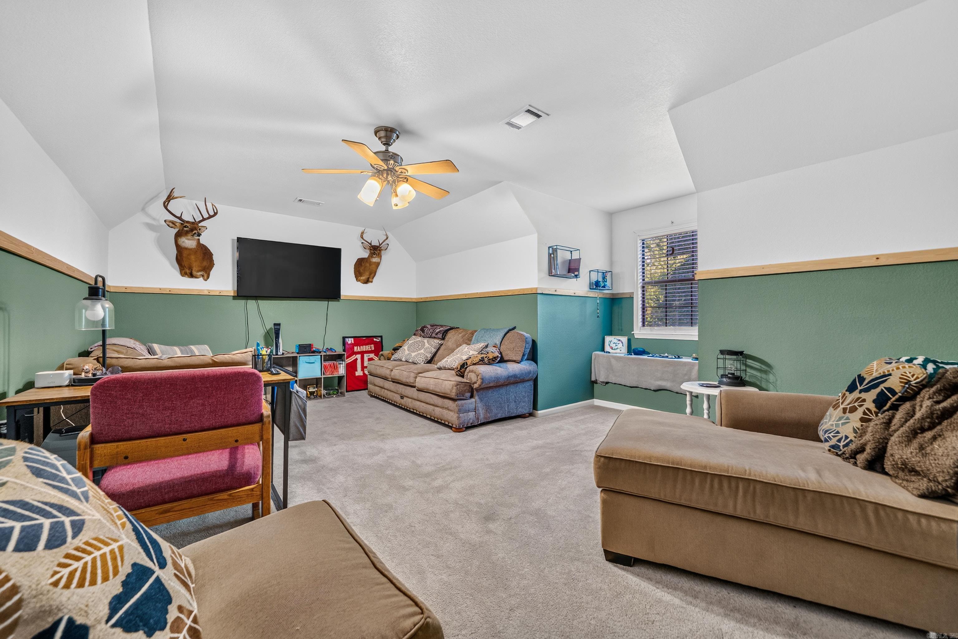 Delees North Moore Estate - Residential