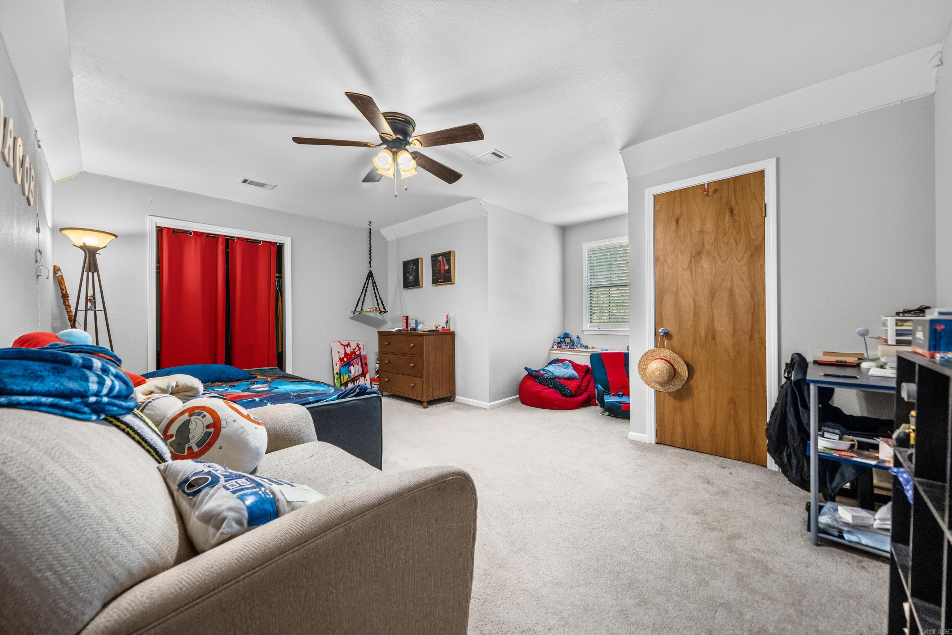 Delees North Moore Estate - Residential