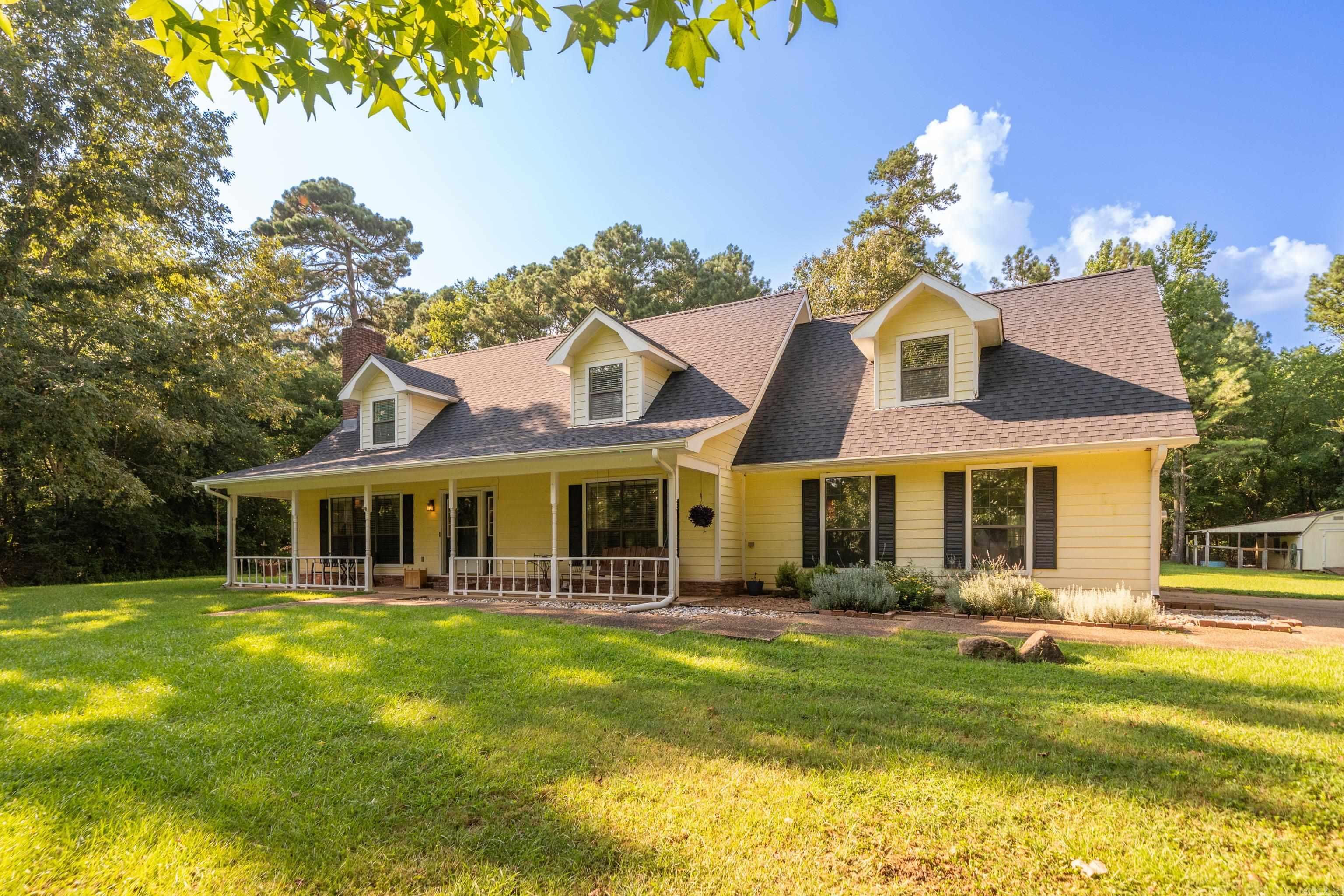 Delees North Moore Estate - Residential