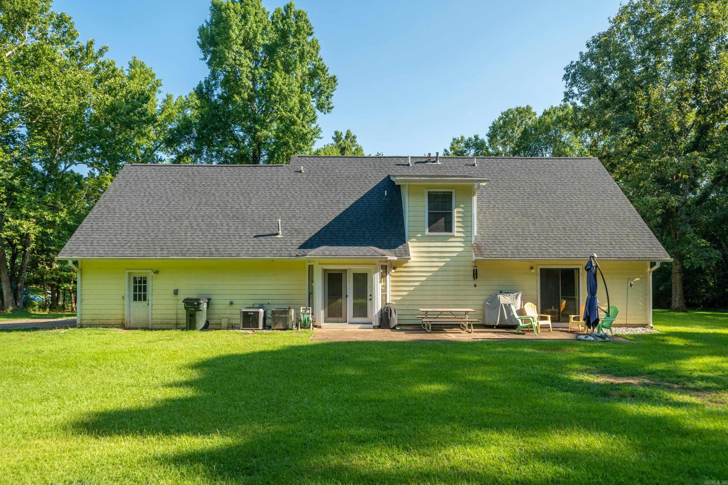 Delees North Moore Estate - Residential