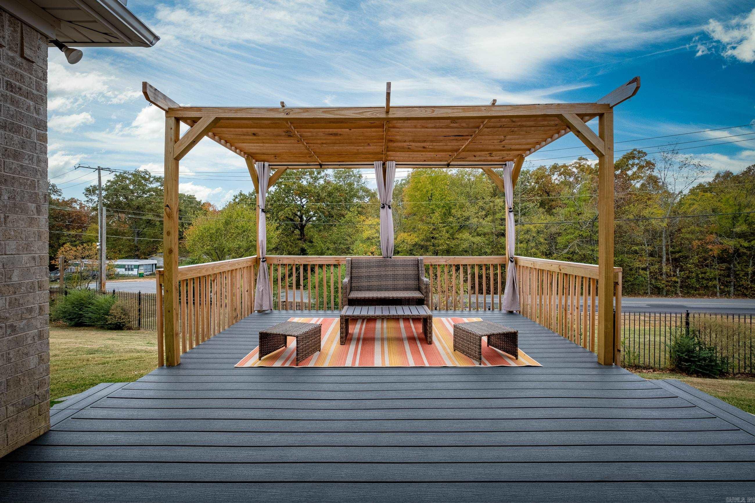 LOCHRIDGE ESTATES - Residential