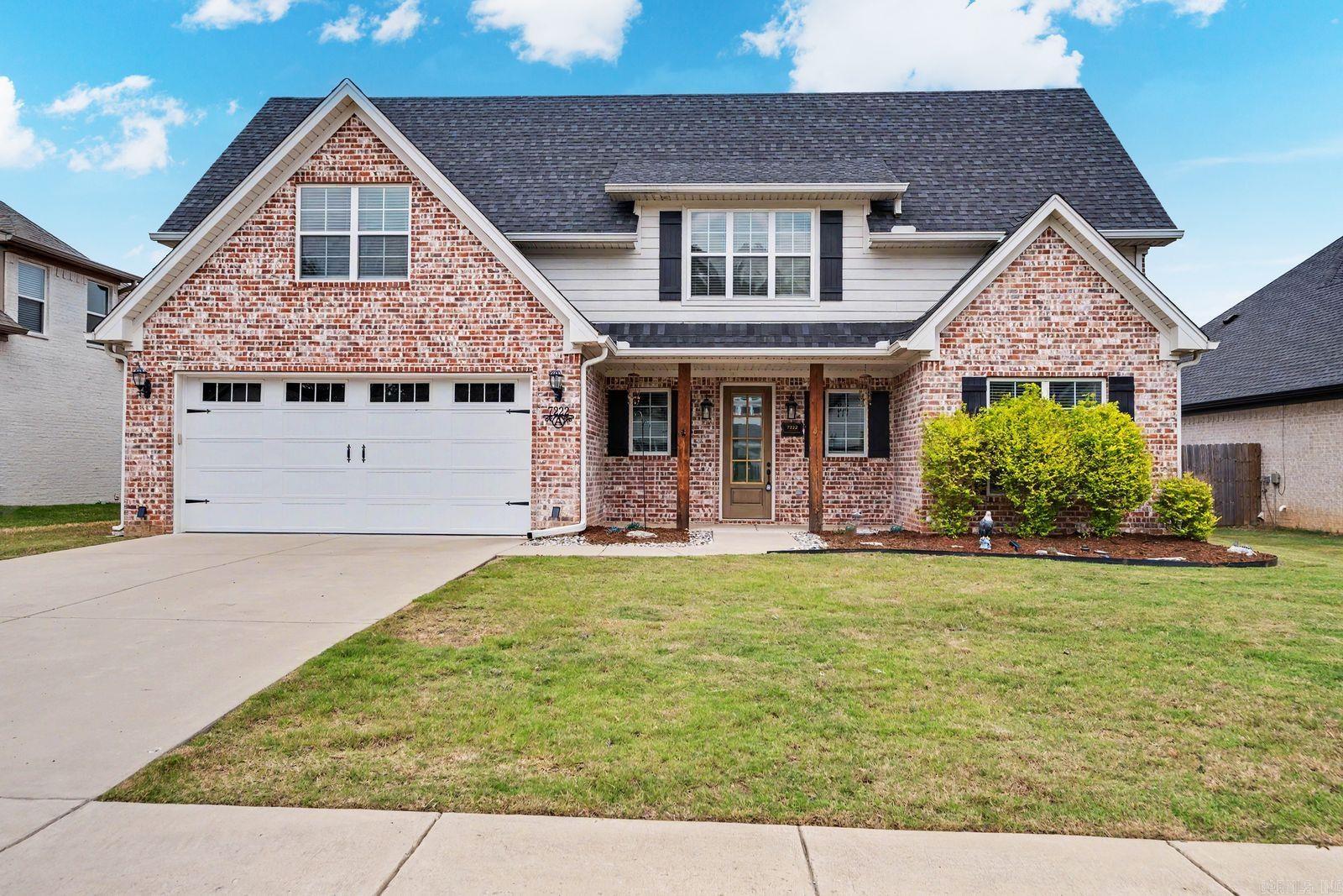 Super nice Two Story home in The Woods of Hurricane Lake Estates. Two Bedrooms and Baths Downstairs. Huge Master Suite with a super nice Master Bath. Two bedrooms and one bath upstairs. Large covered patio overlooks very private back yard. New interior paint and new carpet. If you are looking for a very nice clen home. This is it. Agents see confidential remarks for offer instructions!!!!!!!!!!