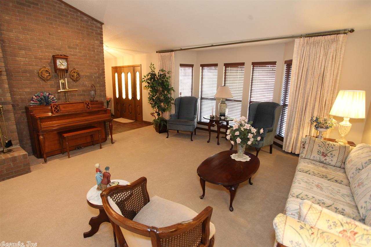 South Woodland Hills - Residential