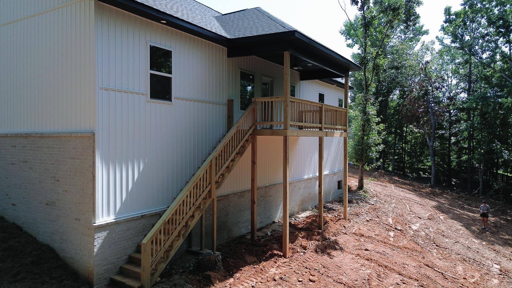 EMERALD MOUNTAIN - Residential