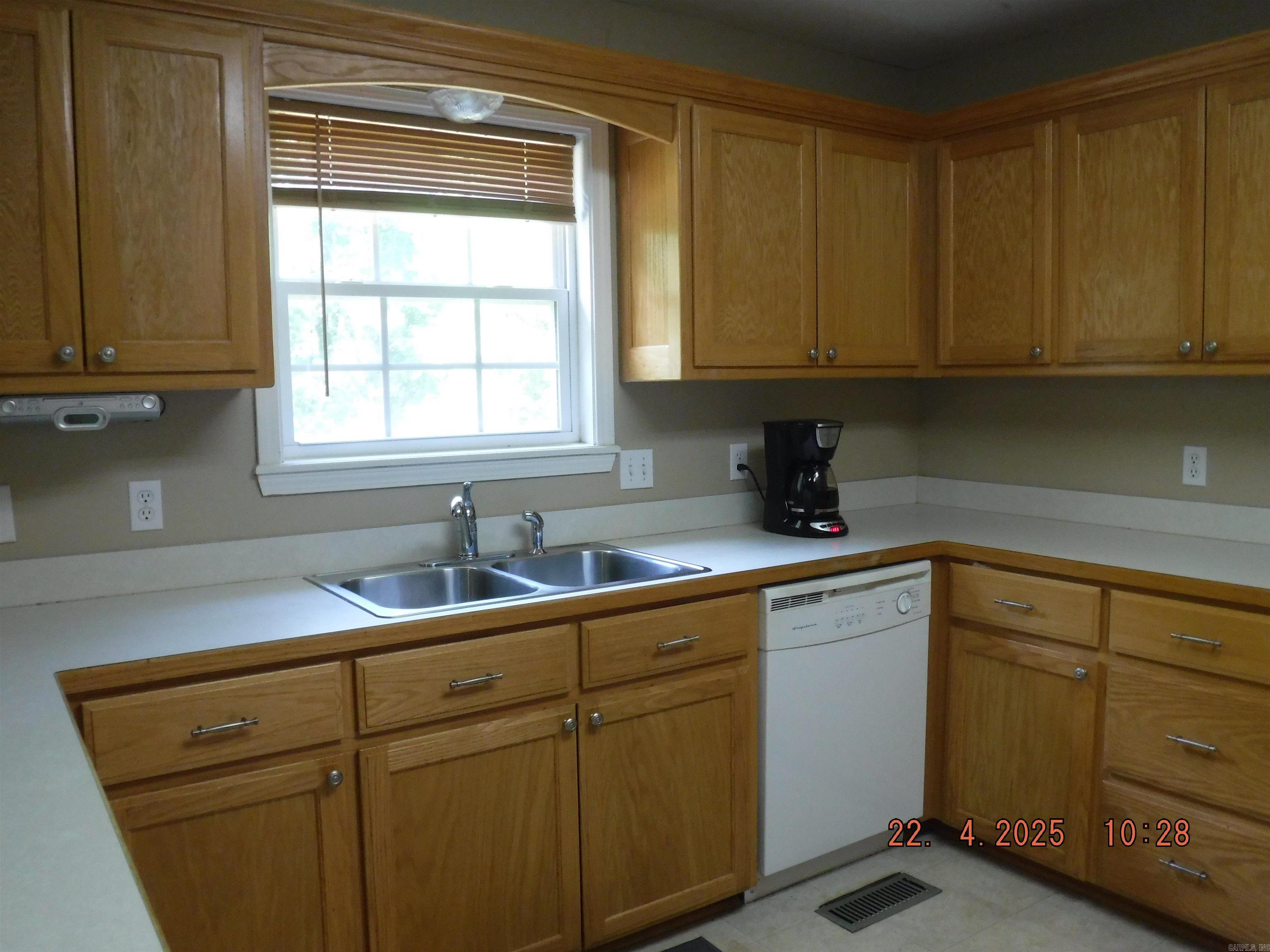 UNPLATTED ACREAGE - Residential