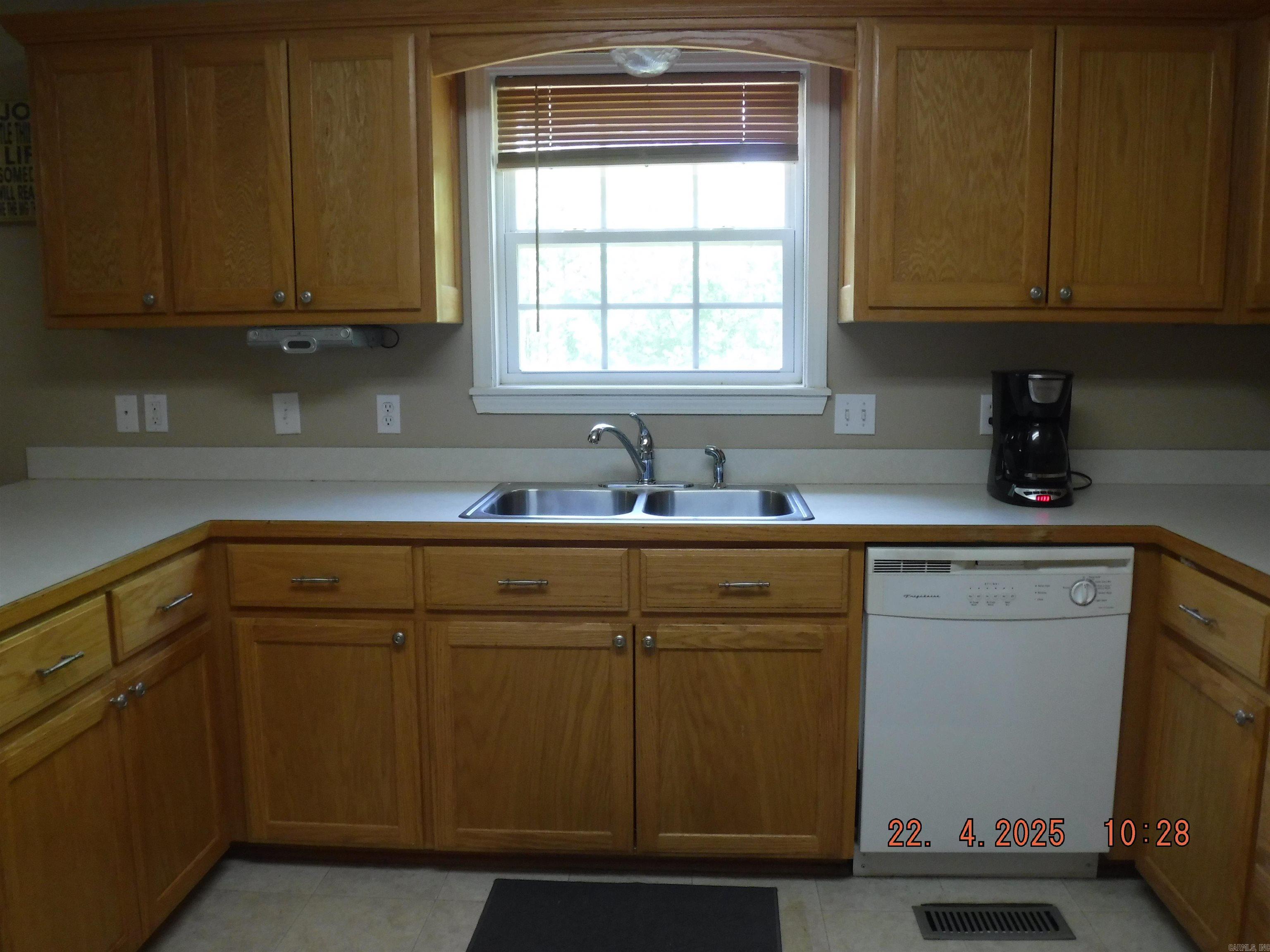 UNPLATTED ACREAGE - Residential