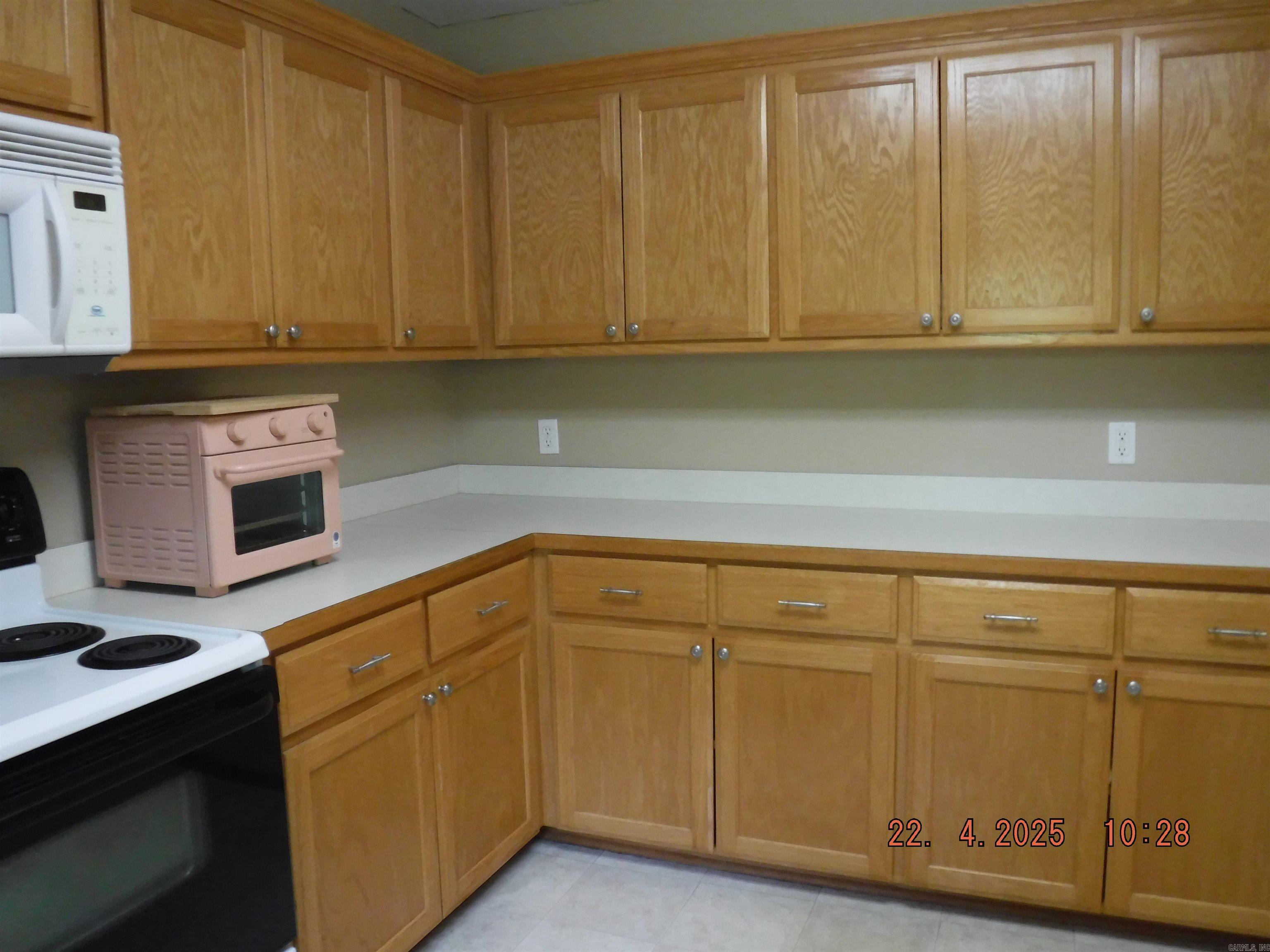 UNPLATTED ACREAGE - Residential