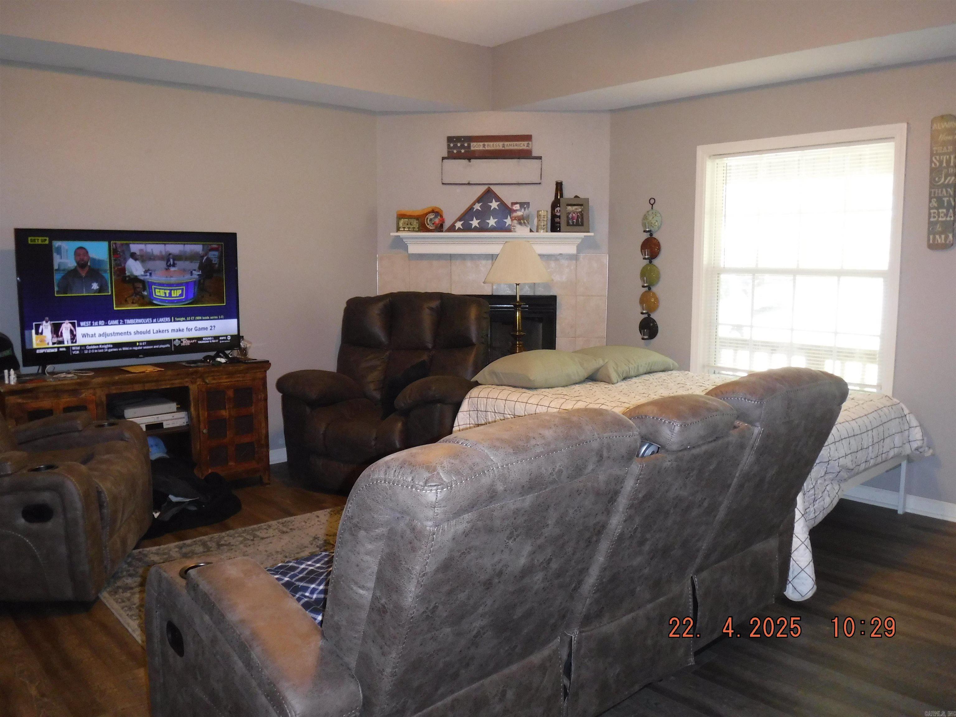 UNPLATTED ACREAGE - Residential