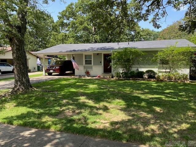 Great starter home that is ready to make your own! Master bathroom has been updated within the last two years. Moderately sized fully fenced back yard with wooden deck and storage building. Close to many local retail stores and restaurants. Square footage is approximate, please measure. Home being sold as is.