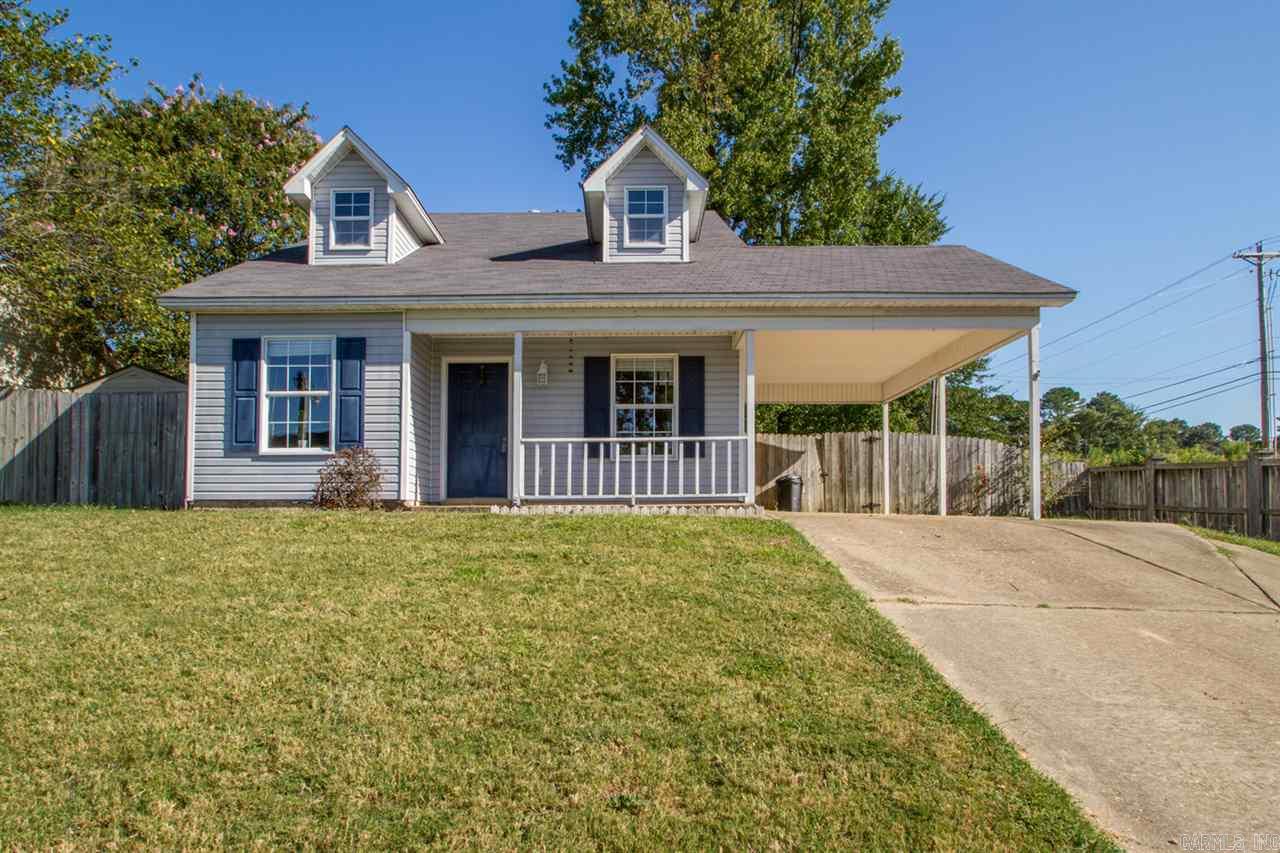 Fantastic 3 bed 2 bath home with desirable open floor plan. This charming home has so much to offer and features new stainless appliances, new flooring, fresh neutral paint, and fully fenced back yard. This home is move in ready and easy to show. Located on a wooded corner lot near shopping and schools.