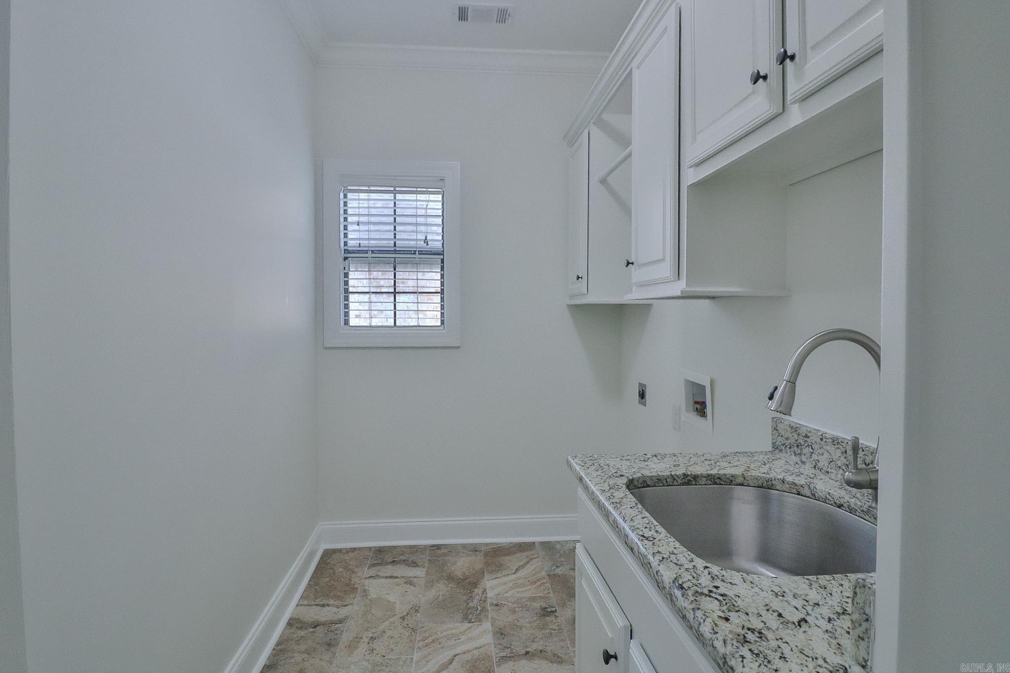 BARRINGTON PARK - Residential