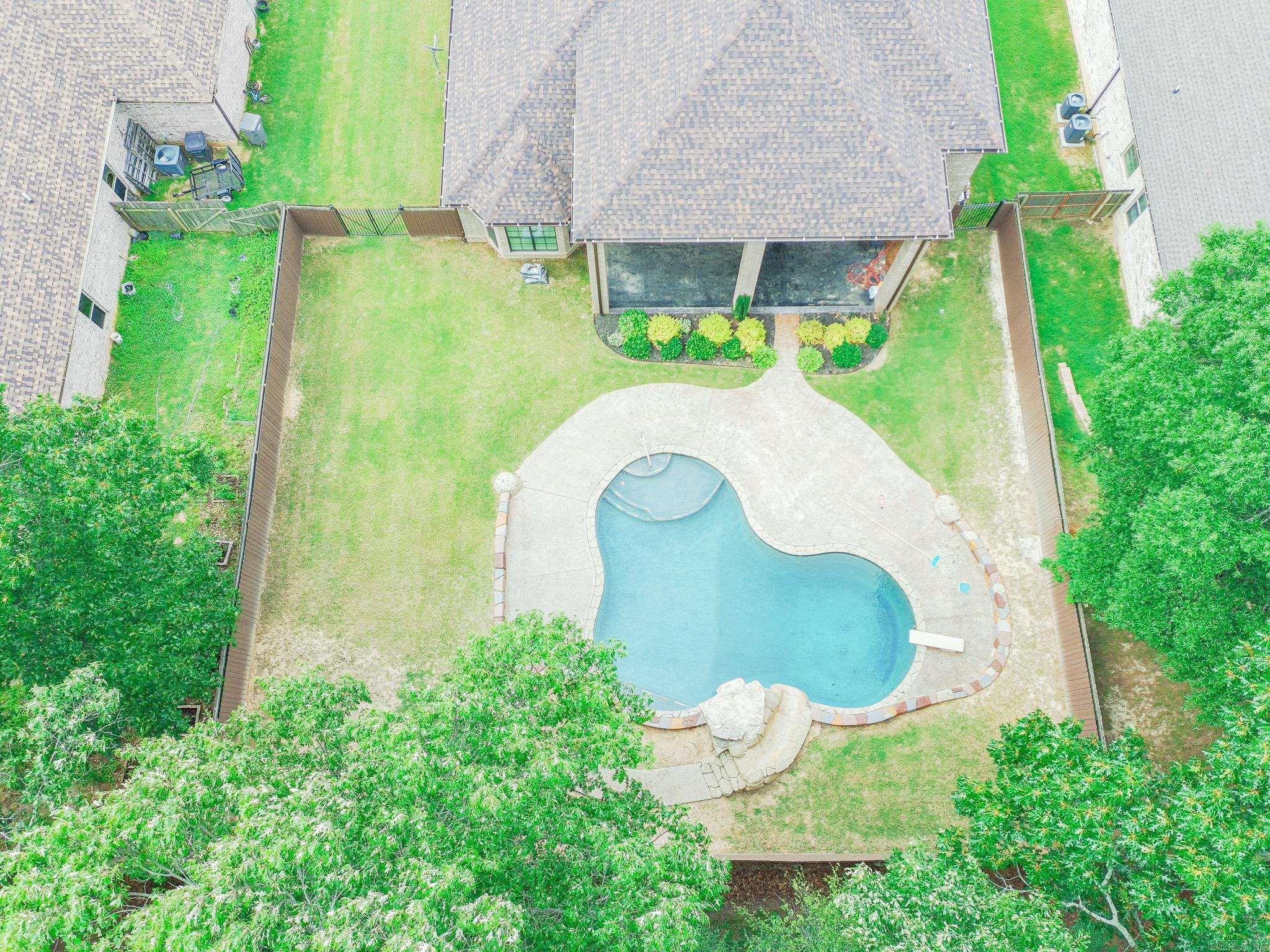 BARRINGTON PARK - Residential