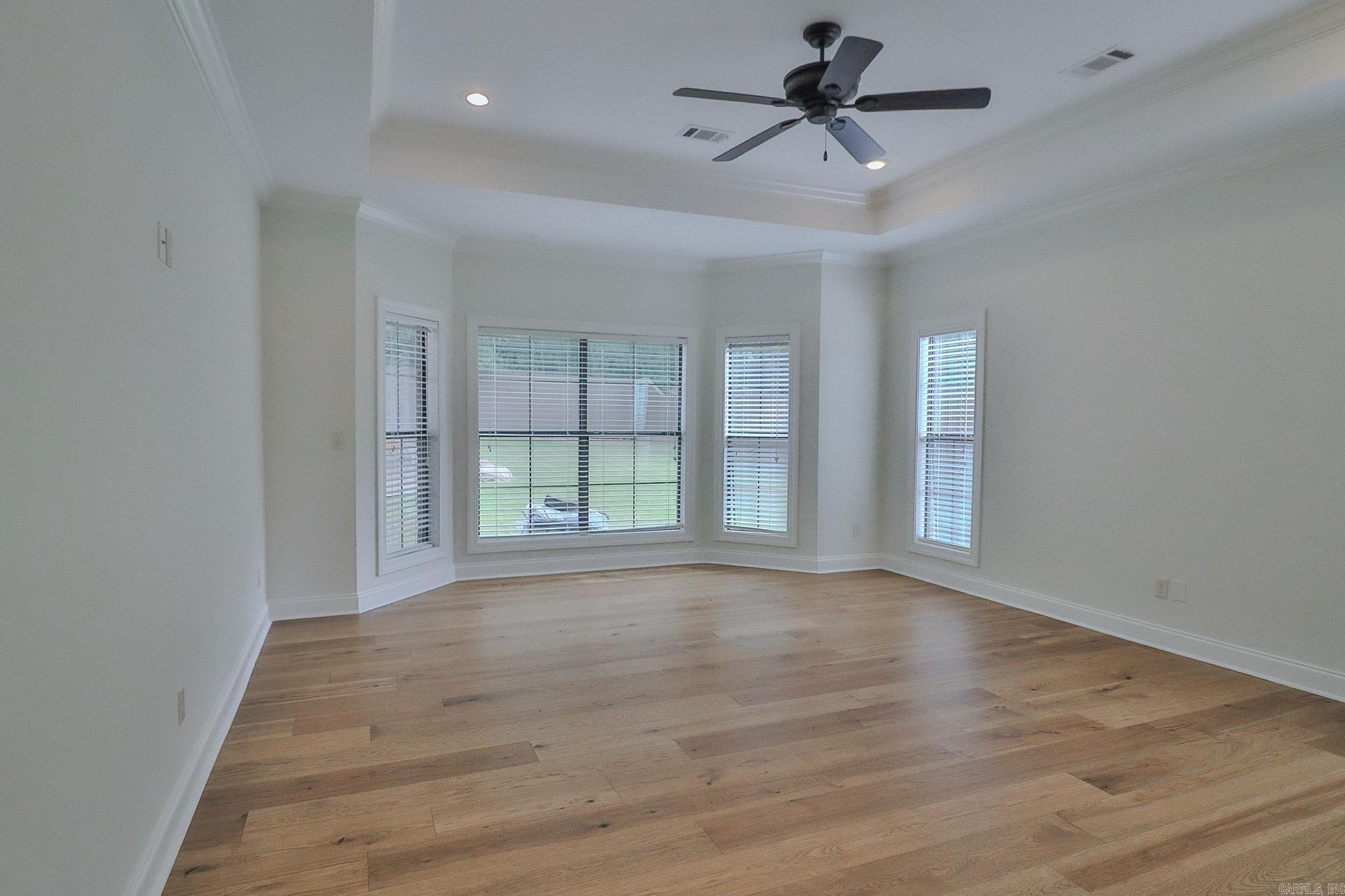 BARRINGTON PARK - Residential