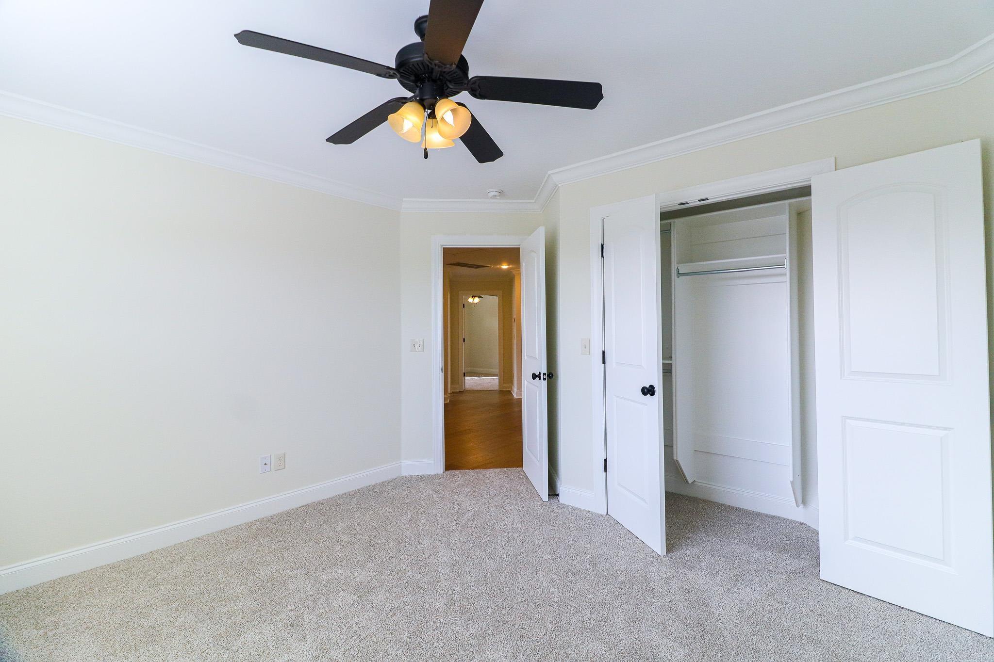 BARRINGTON PARK - Residential