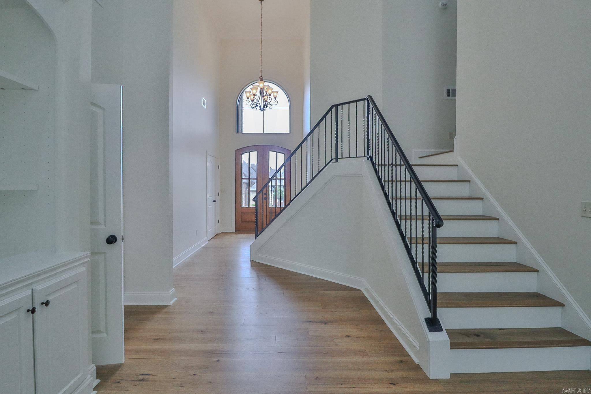 BARRINGTON PARK - Residential