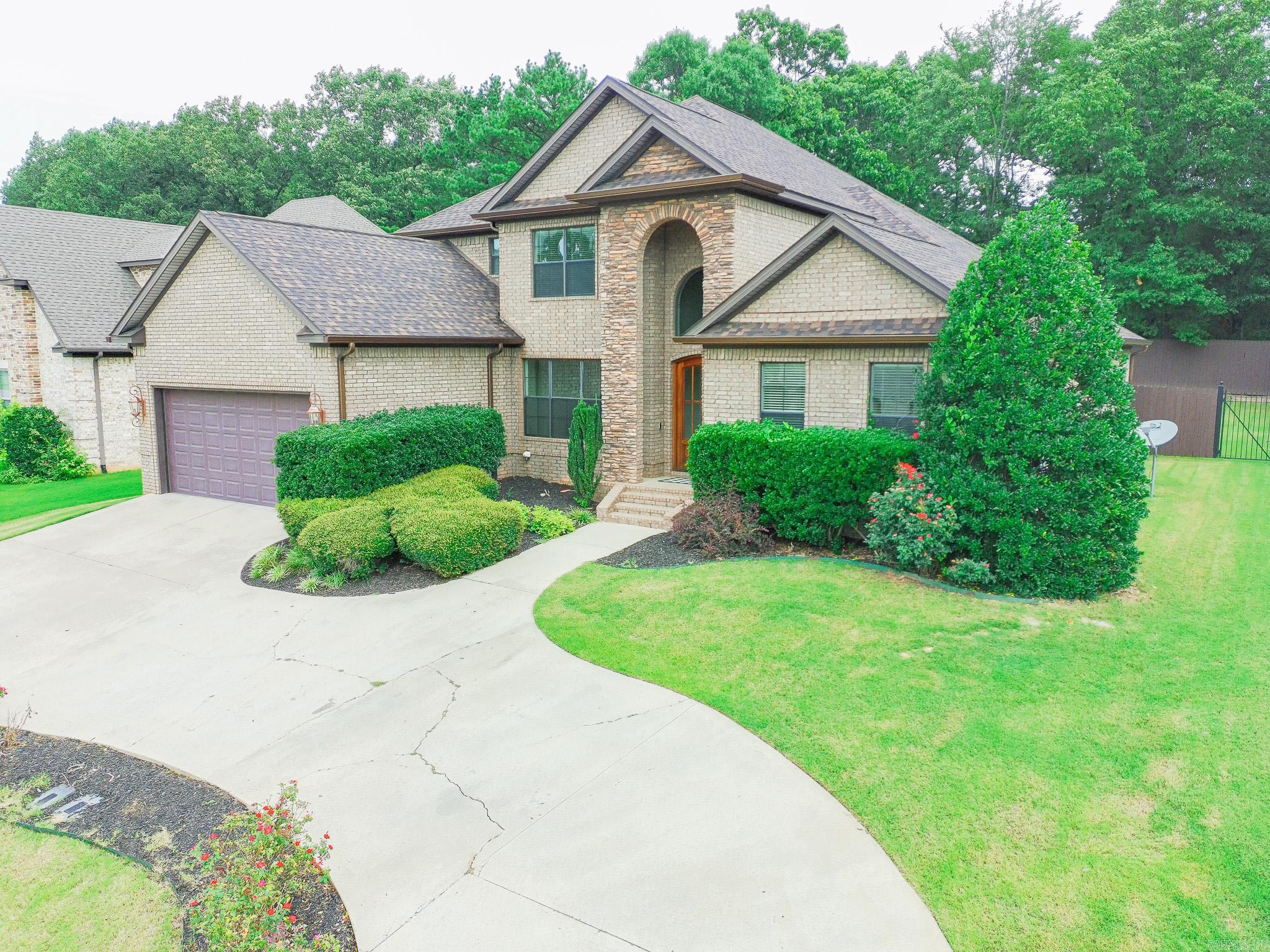 BARRINGTON PARK - Residential