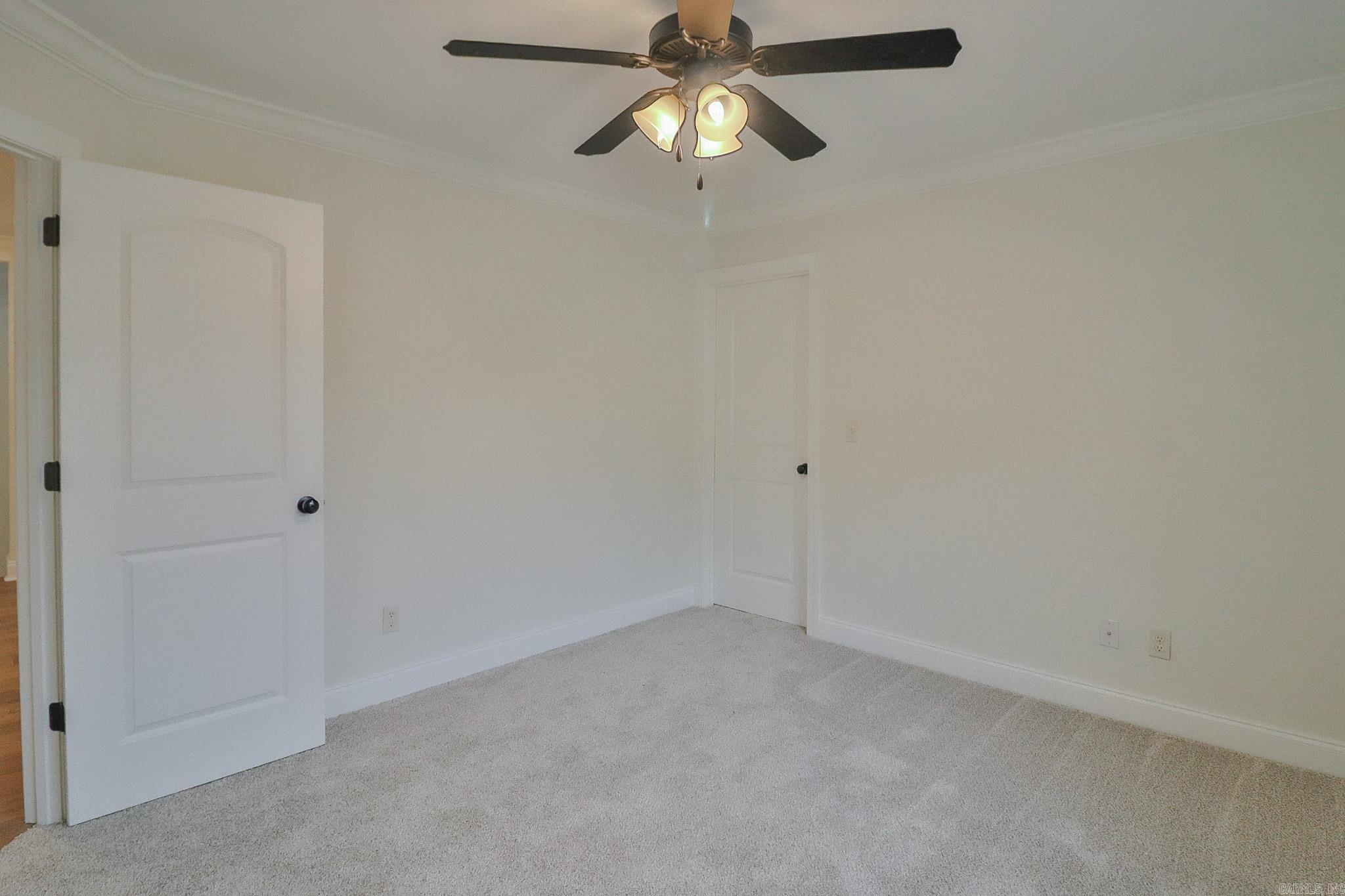 BARRINGTON PARK - Residential