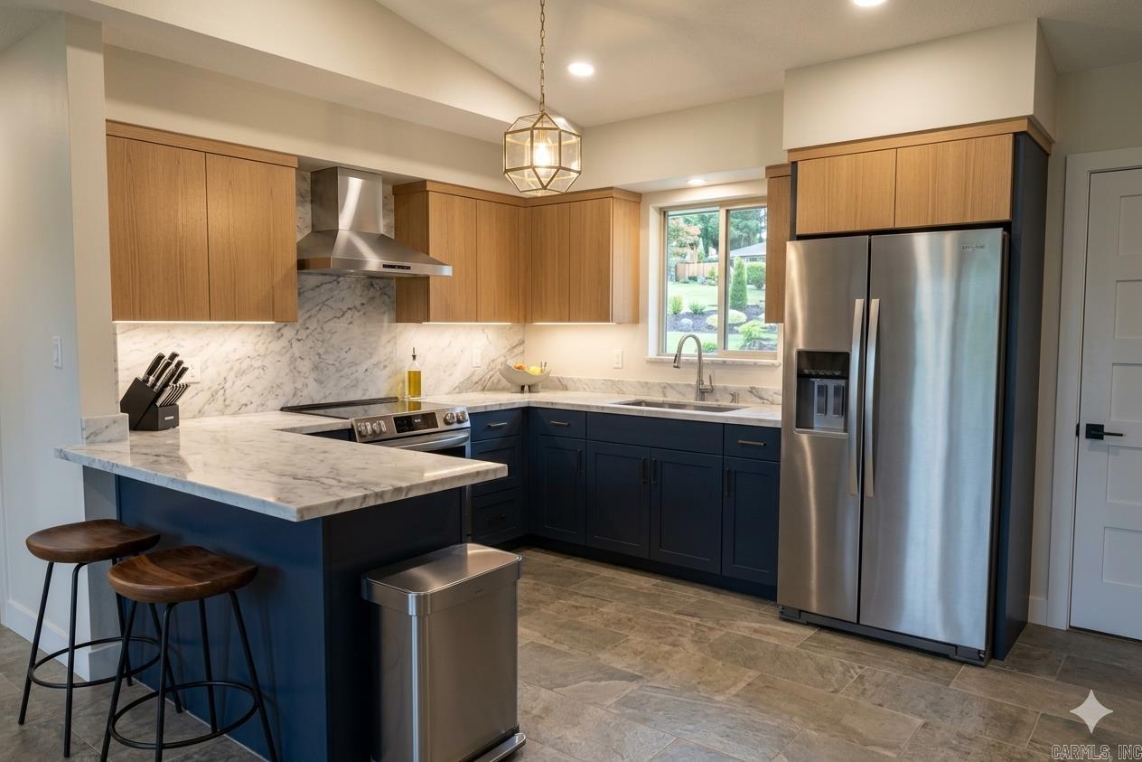 LAKEWOOD - Residential