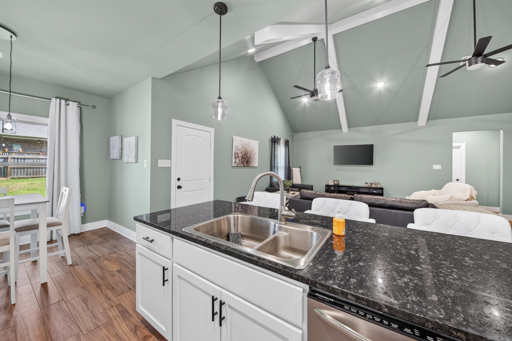 HIDDEN VALLEY ESTATES - Residential
