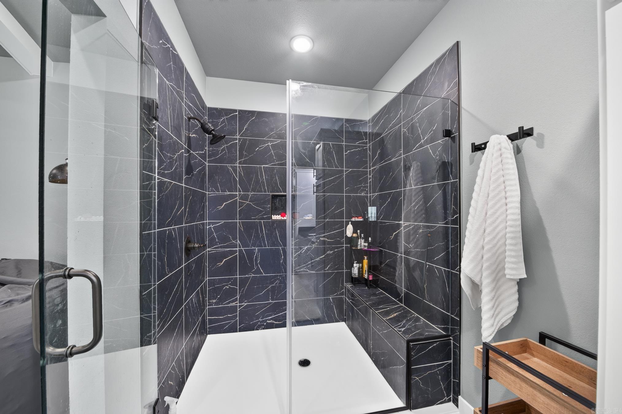 HIDDEN VALLEY ESTATES - Residential