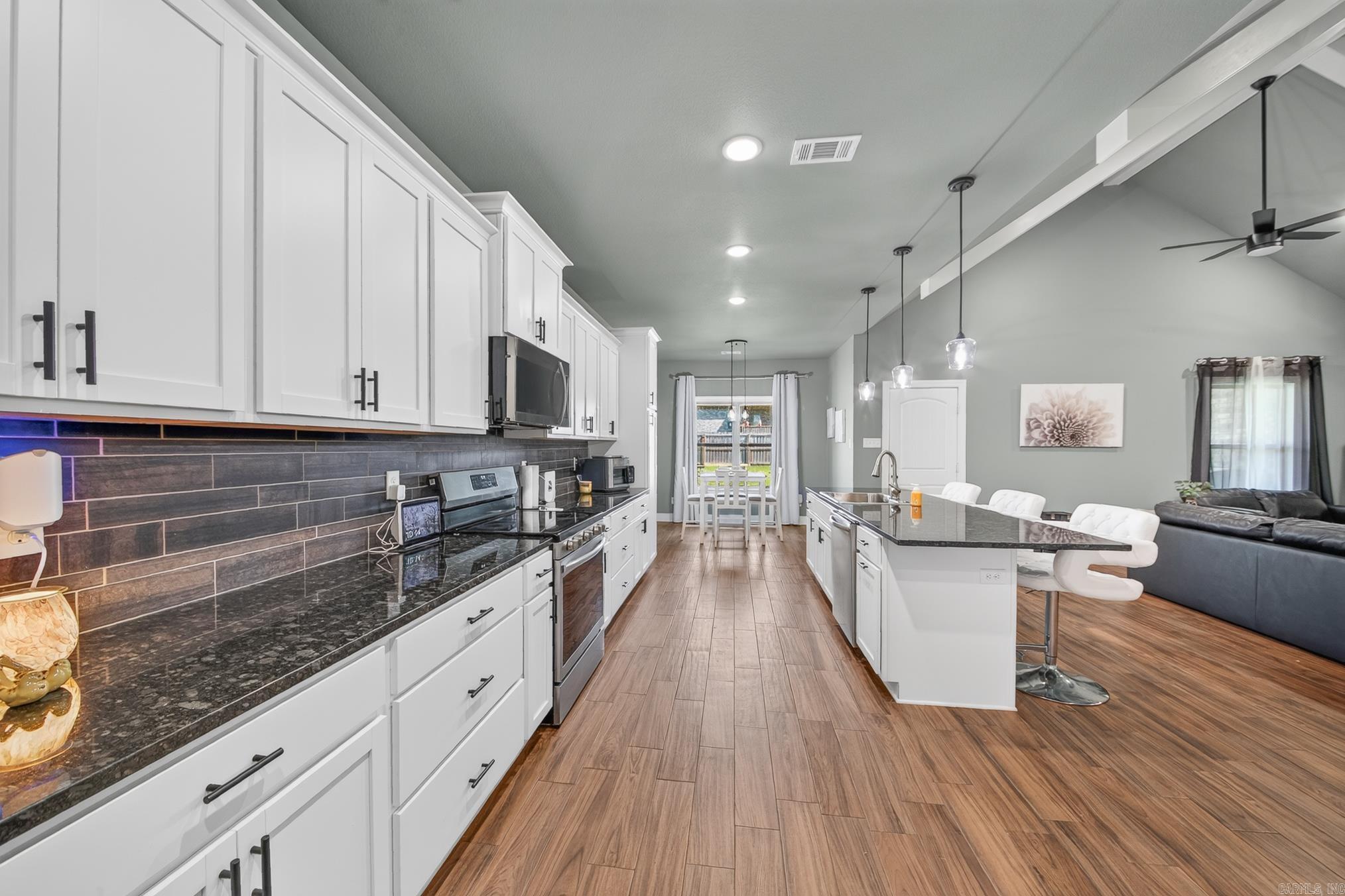 HIDDEN VALLEY ESTATES - Residential