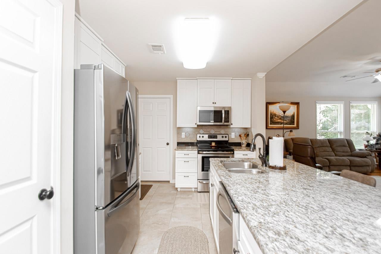 HARTFORD HILLS - Residential