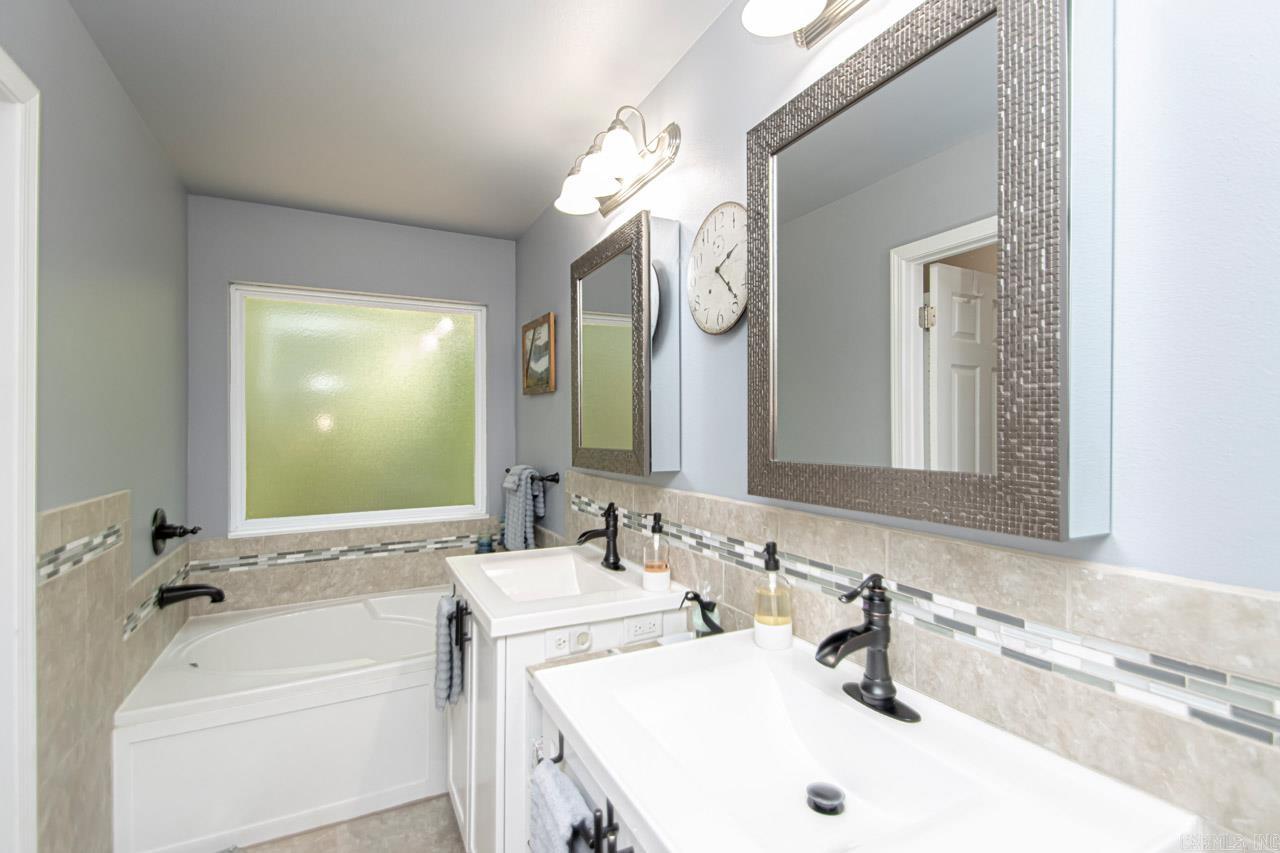 HARTFORD HILLS - Residential