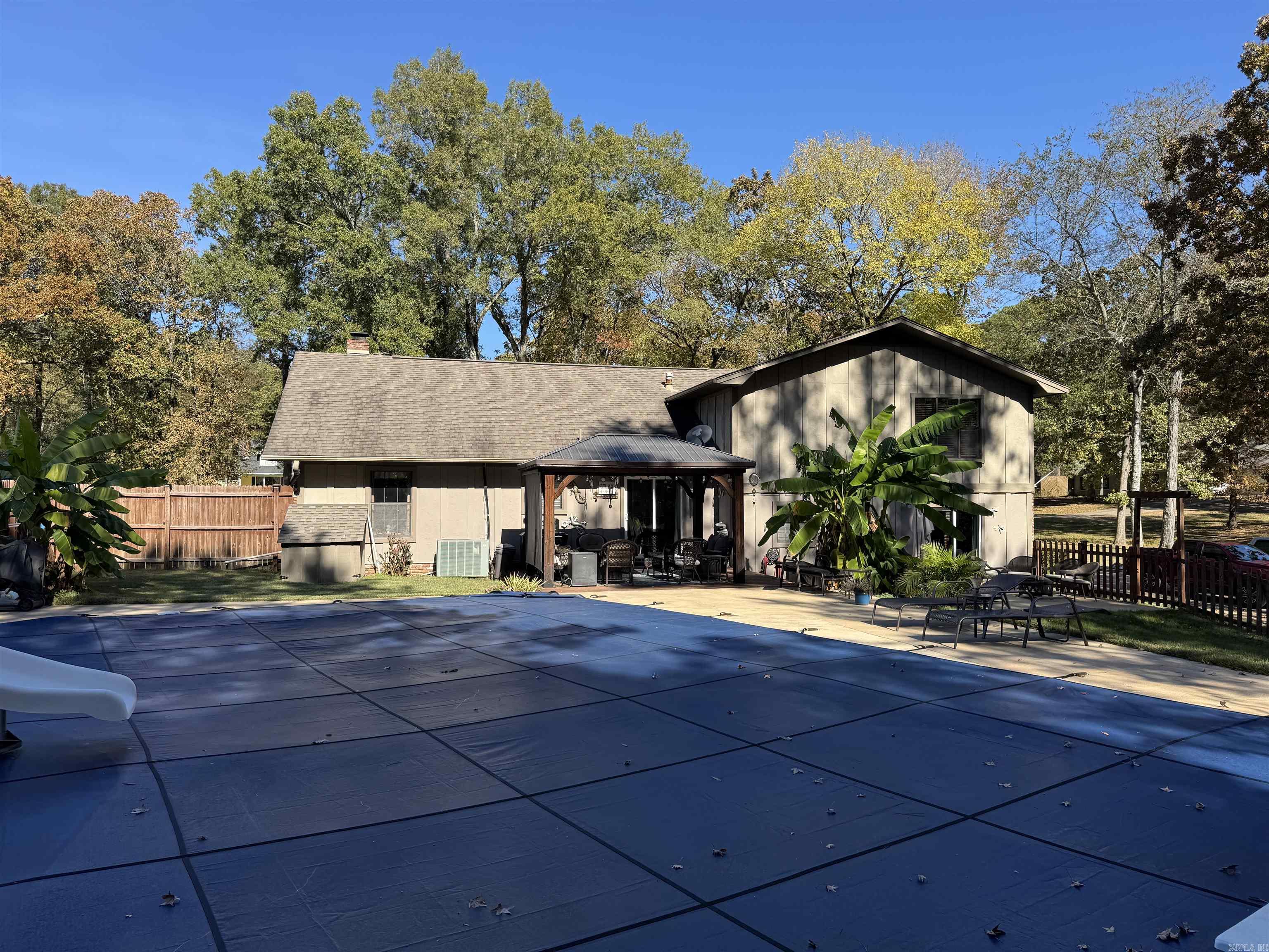 DELEES NORTH MOORE ESTATES - Residential