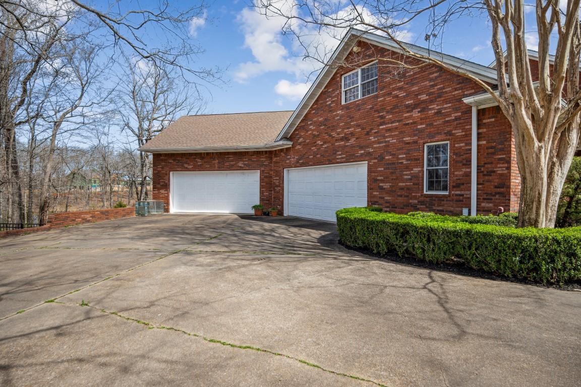 Ridge Point - Residential