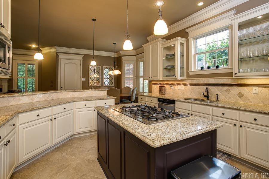 WOODLANDS EDGE - Residential