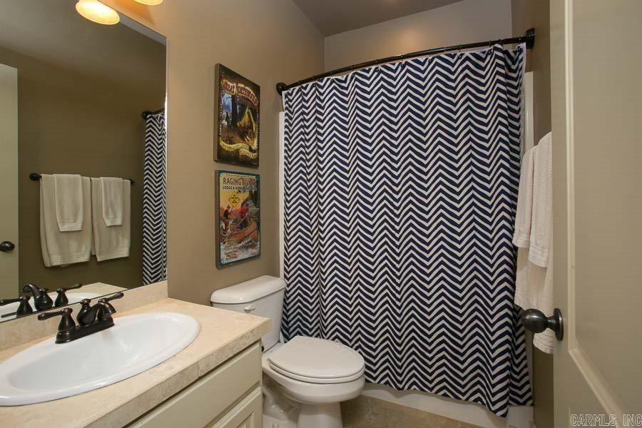 WOODLANDS EDGE - Residential