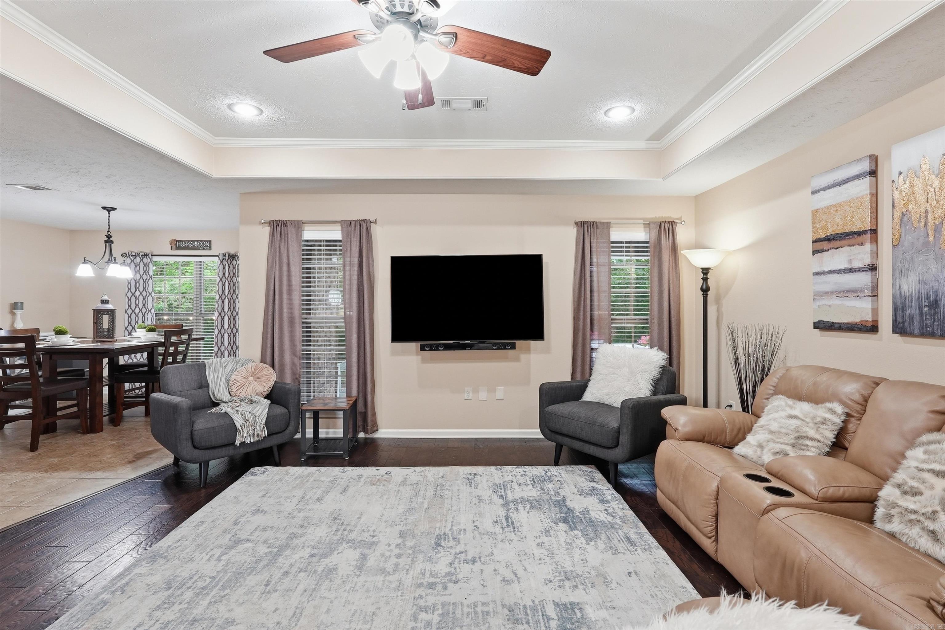 CEDAR KNOLLS & CEDAR VIEW - Residential