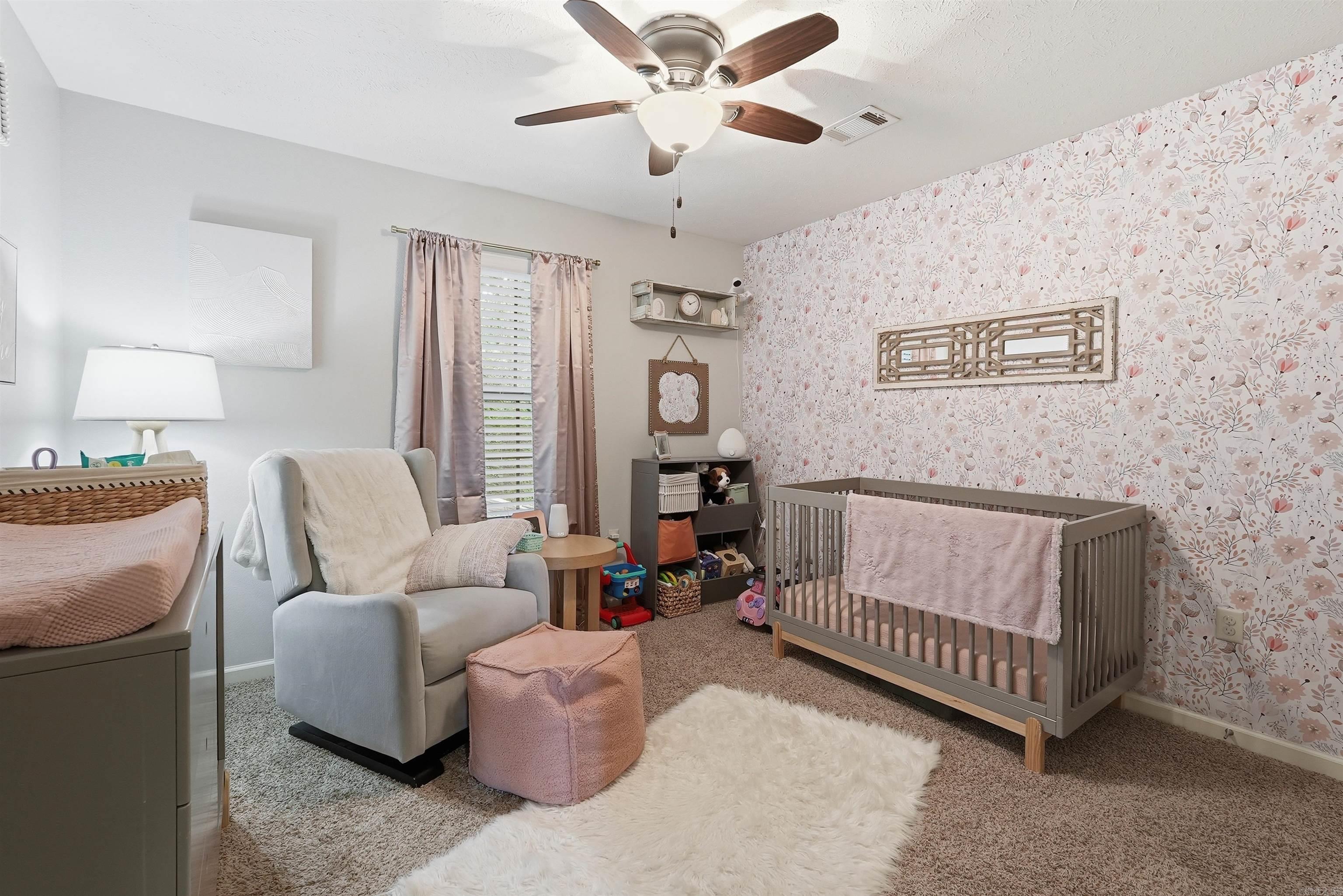 CEDAR KNOLLS & CEDAR VIEW - Residential