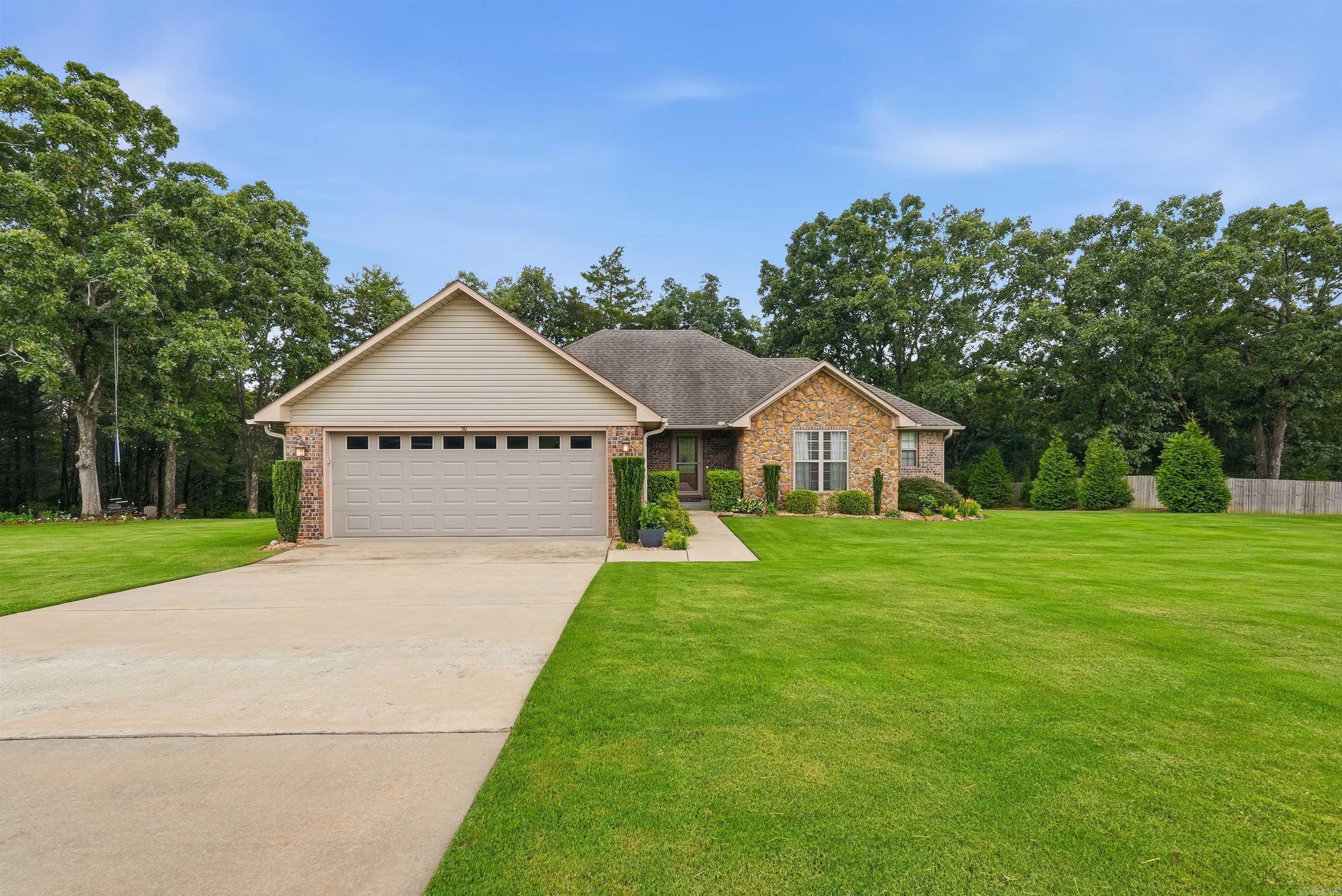 CEDAR KNOLLS & CEDAR VIEW - Residential