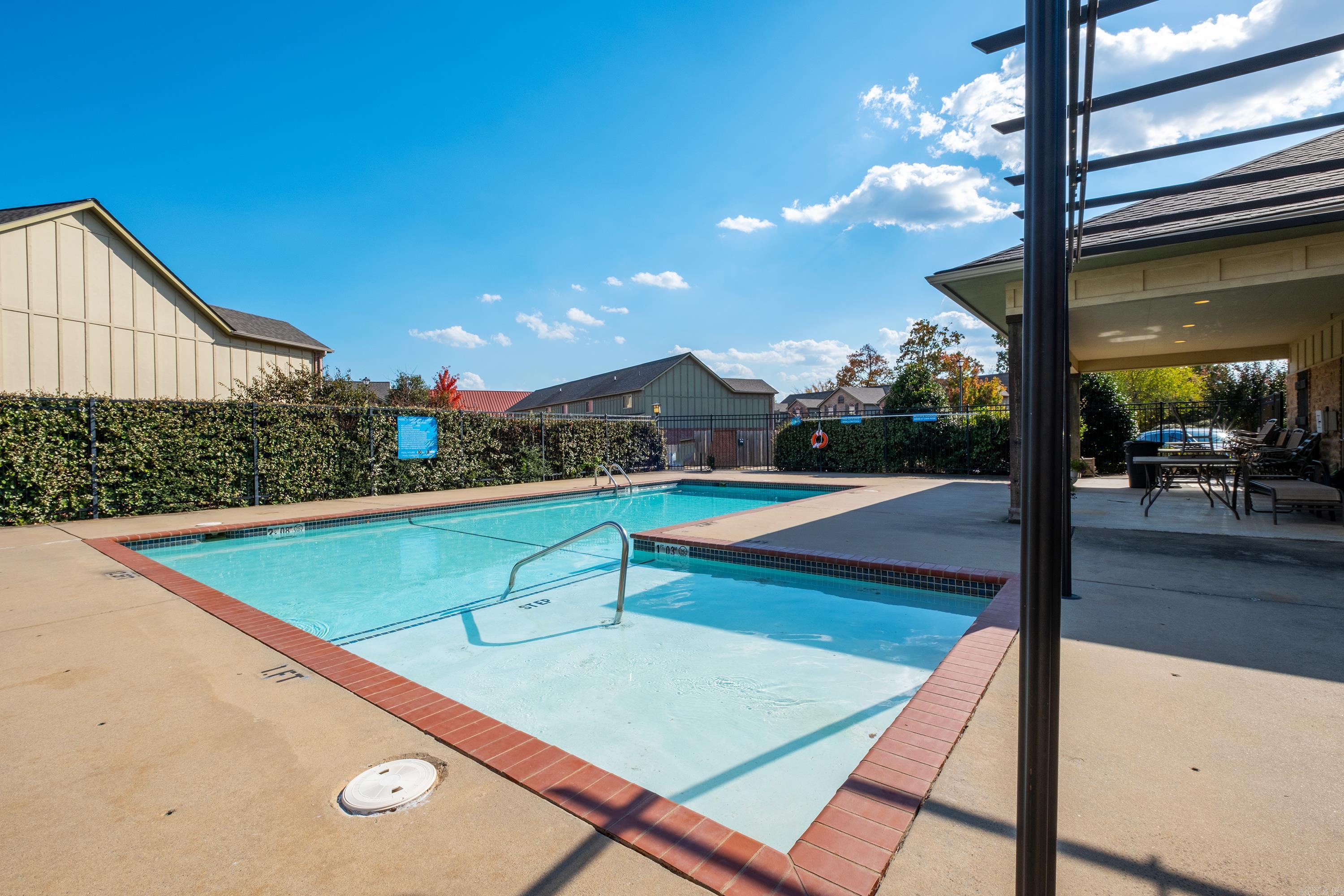 THE VILLAS - Residential