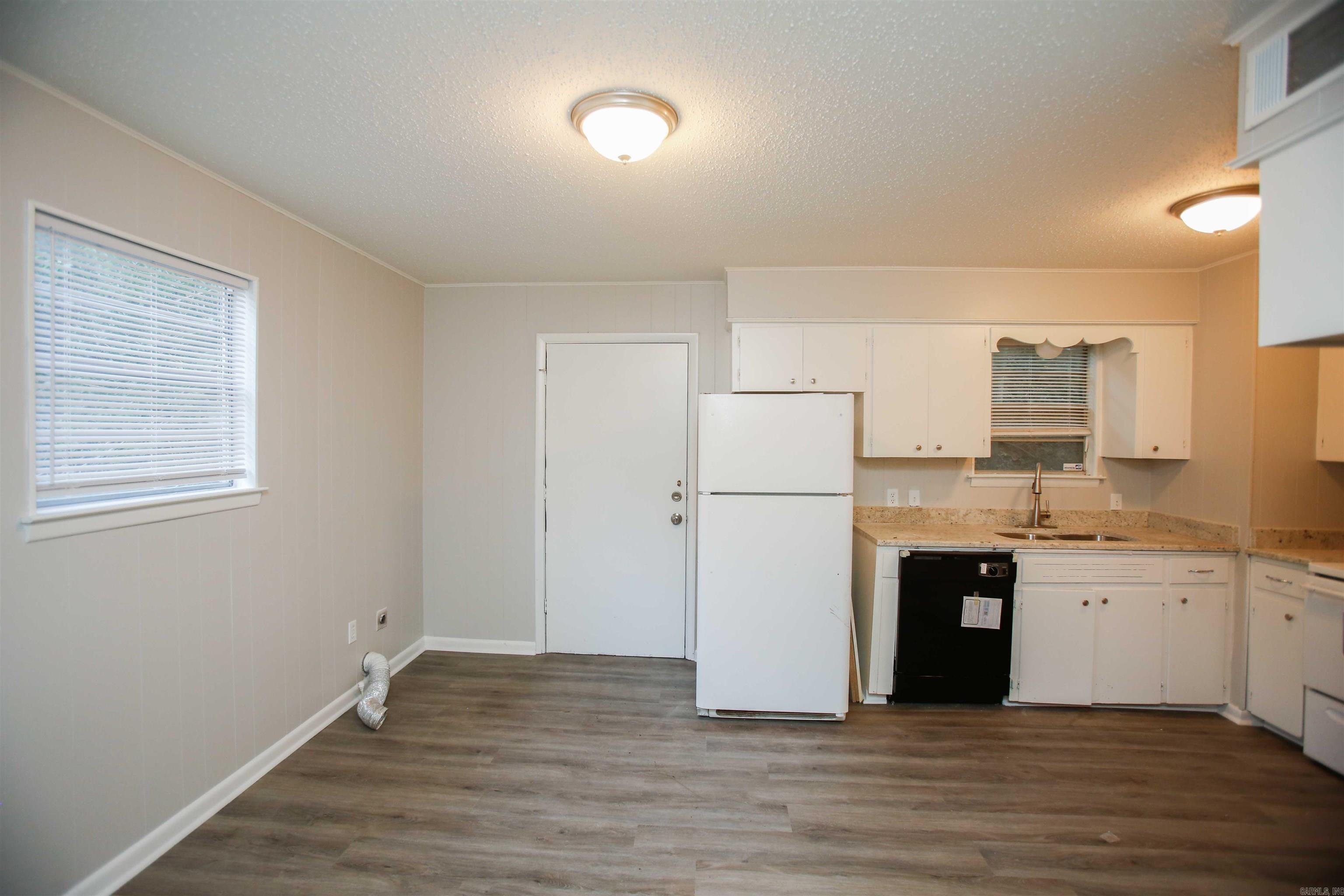 BELWOOD ADDN - Residential Income