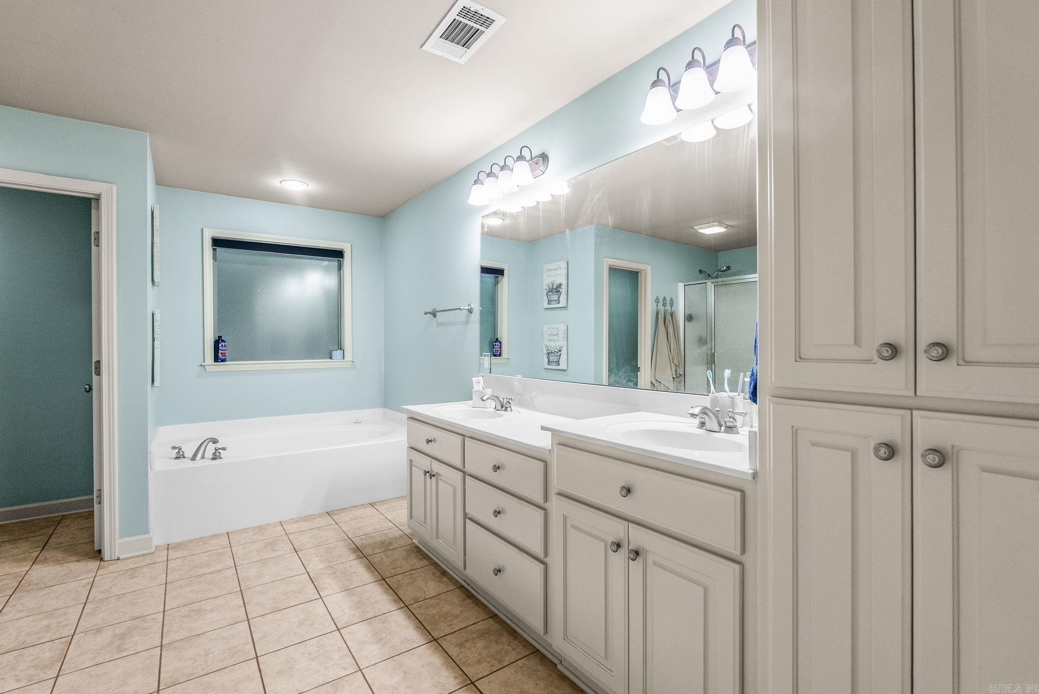 MAUMELLE VALLEY ESTATES - Residential