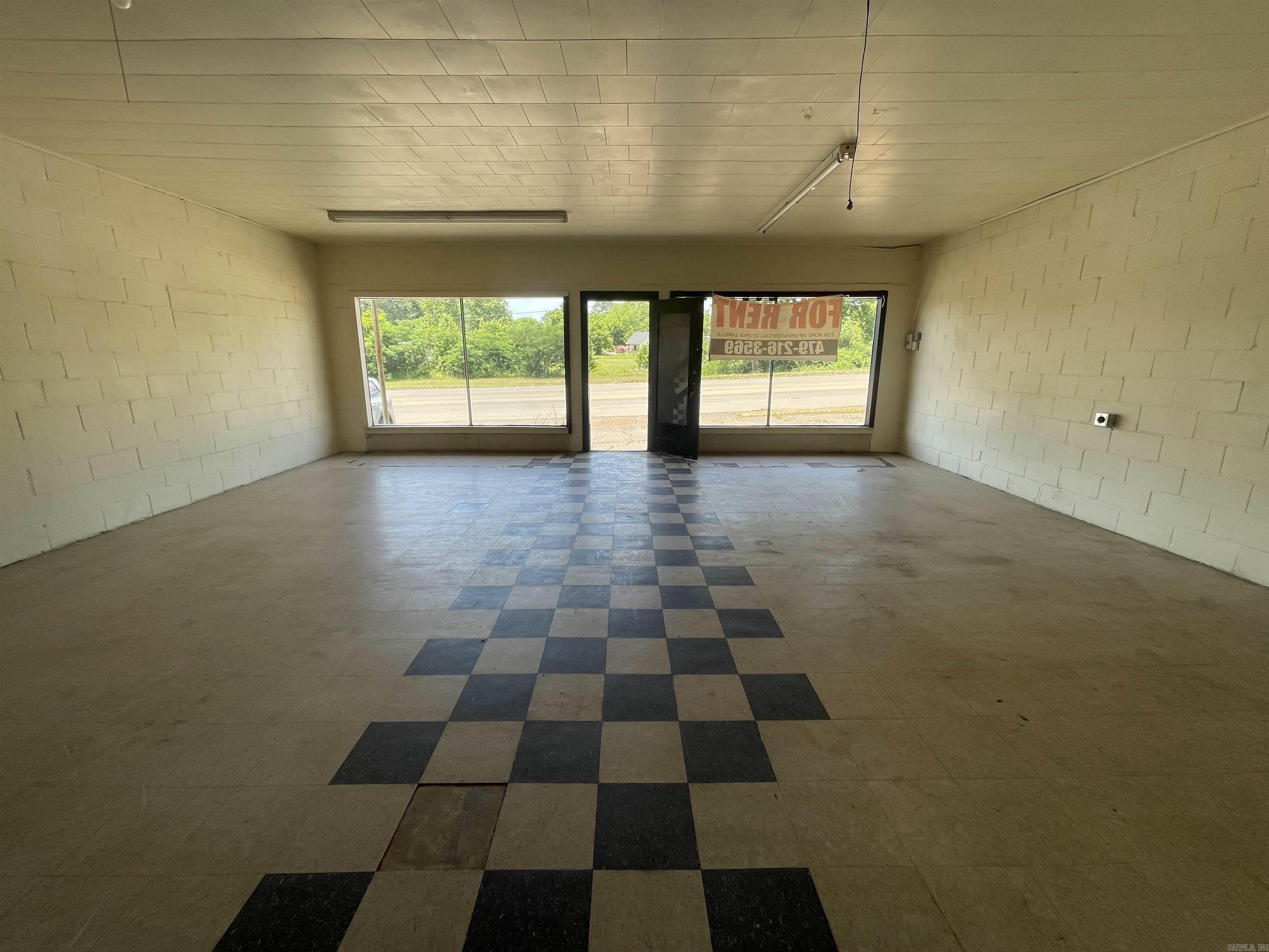 Mena Original - Residential Lease
