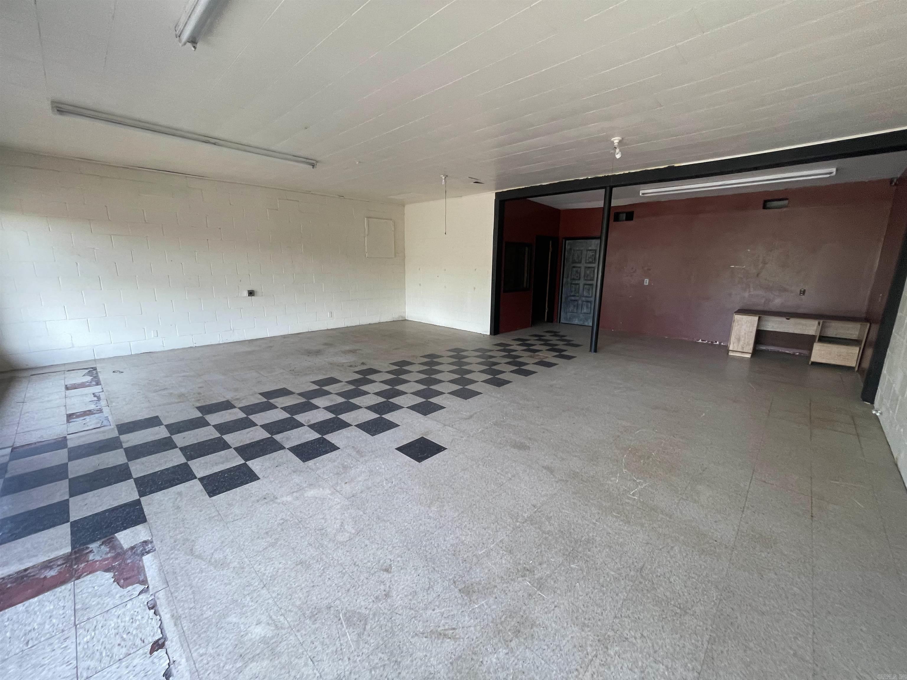 Mena Original - Residential Lease