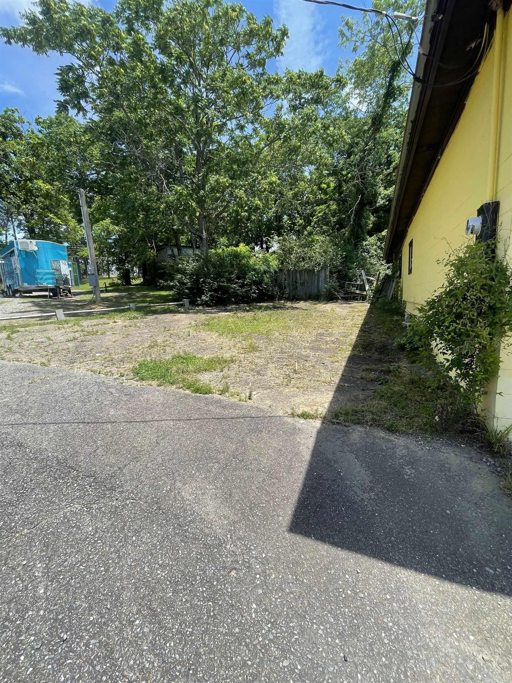 Mena Original - Residential Lease