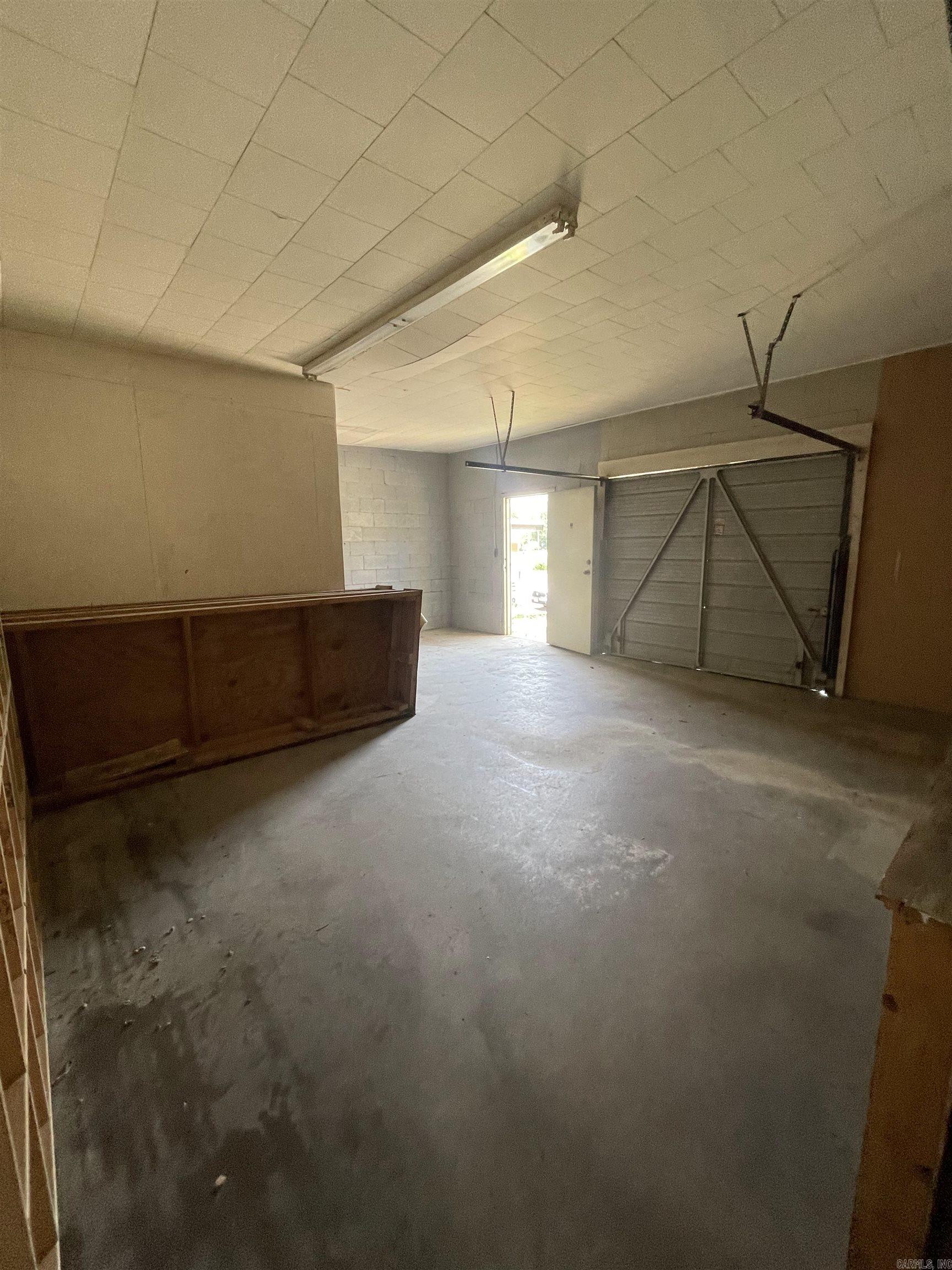 Mena Original - Residential Lease