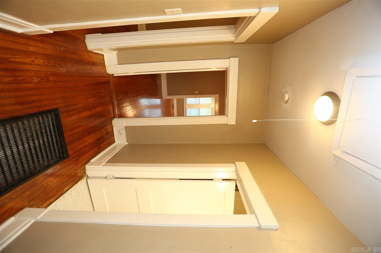 Hill Crest - Residential Lease