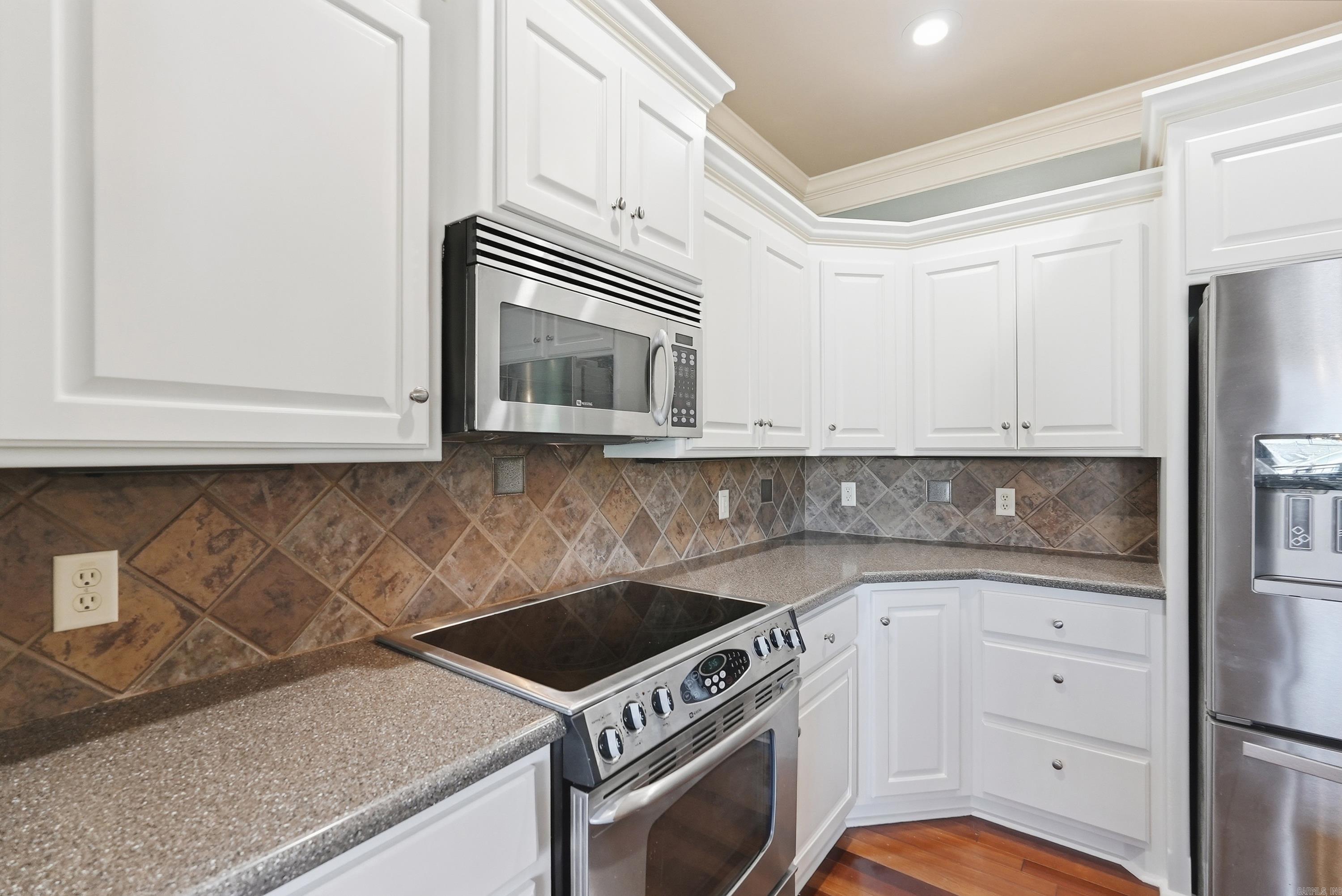 MAUMELLE VALLEY ESTATES - Residential
