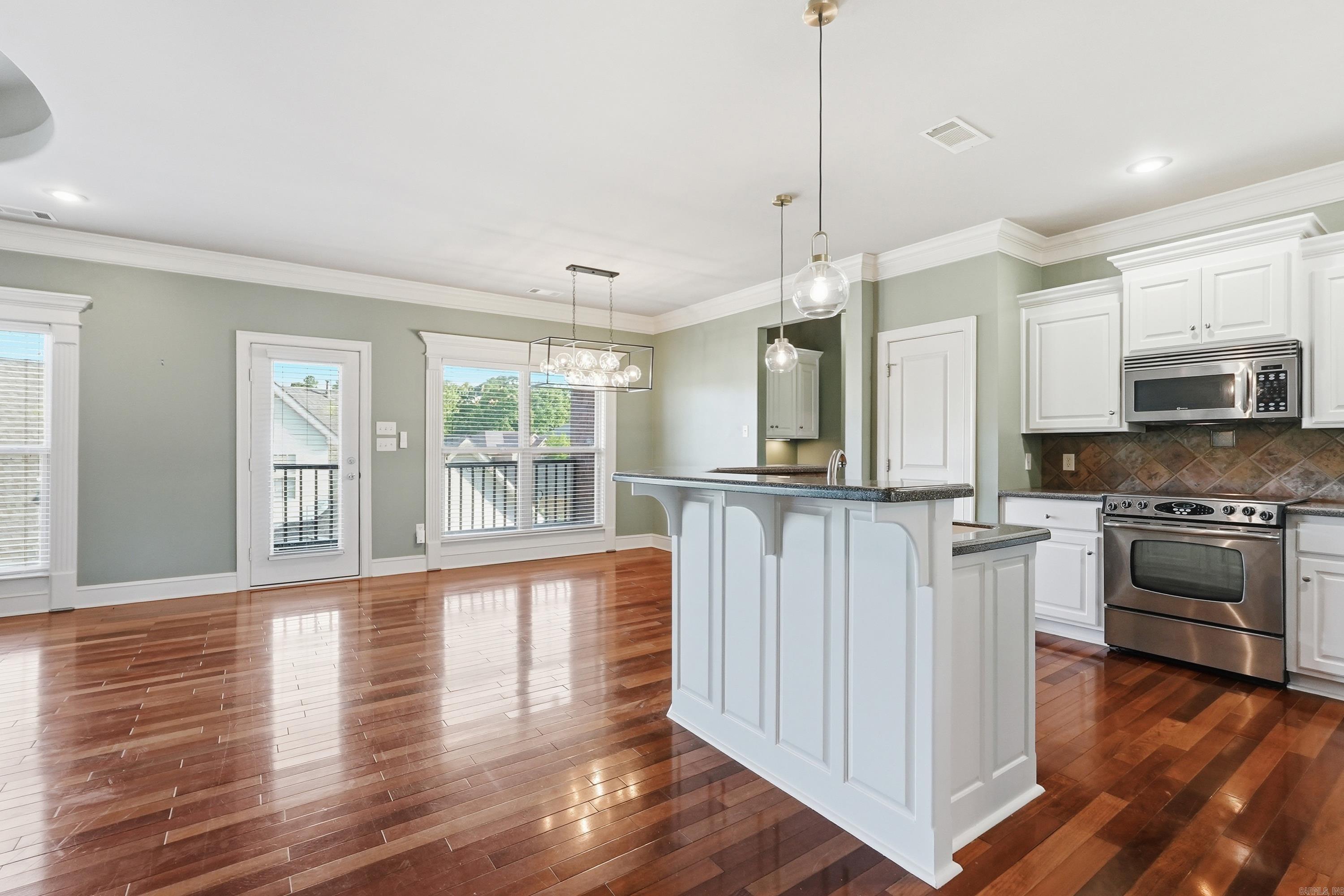 MAUMELLE VALLEY ESTATES - Residential