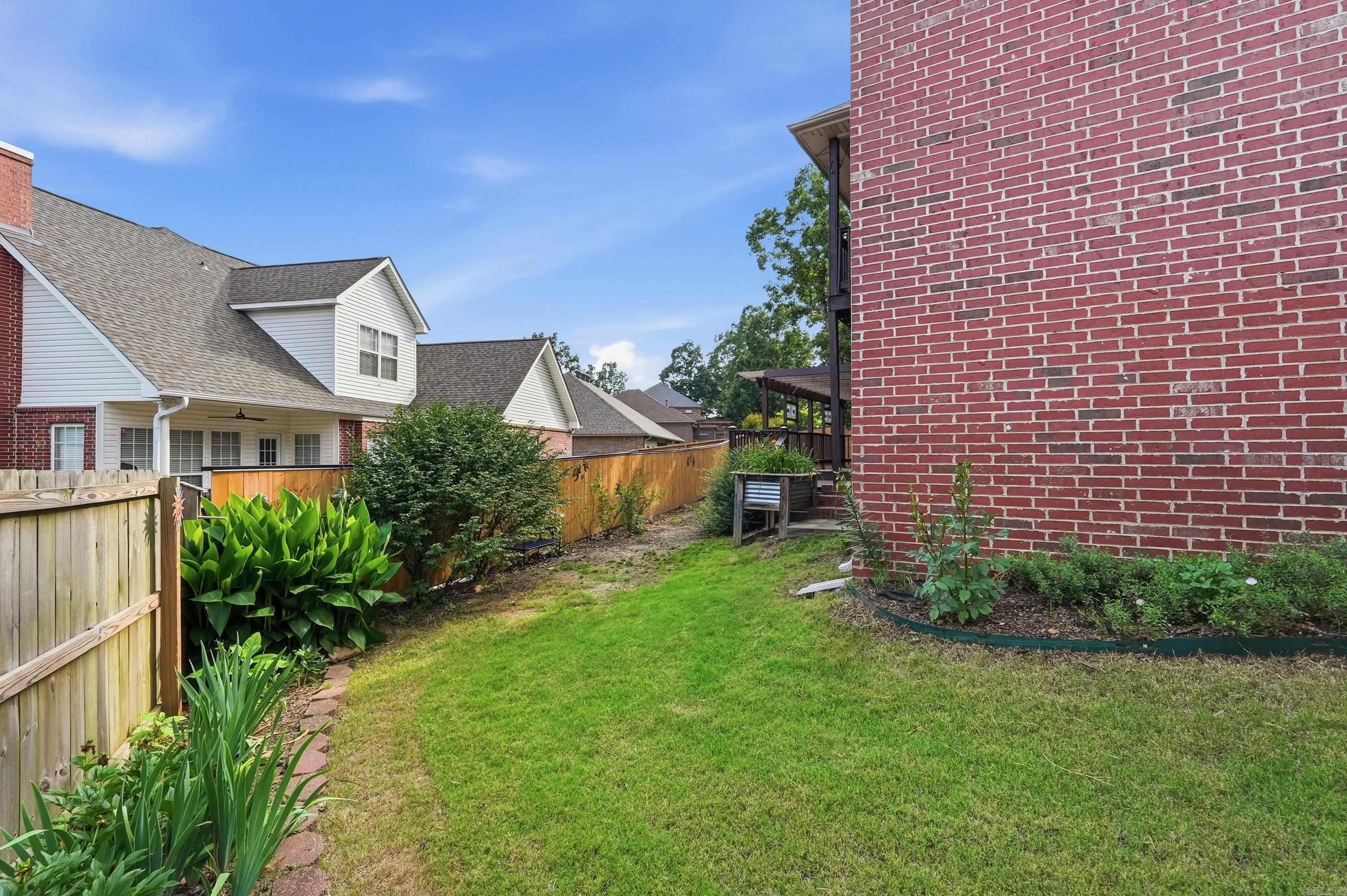MAUMELLE VALLEY ESTATES - Residential