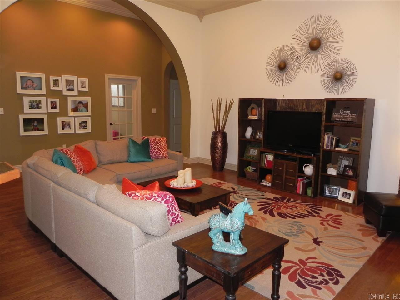 COUNTRY CLUB OF ARK THE - Residential