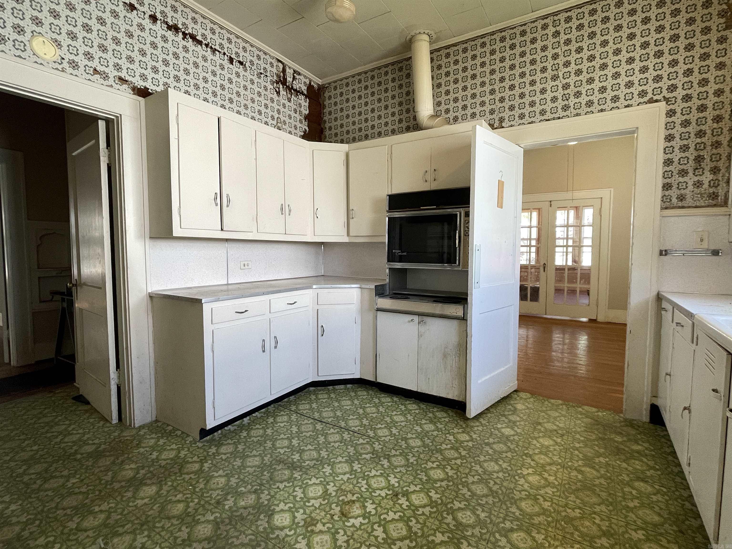W L BRADLEY ADDN - Residential