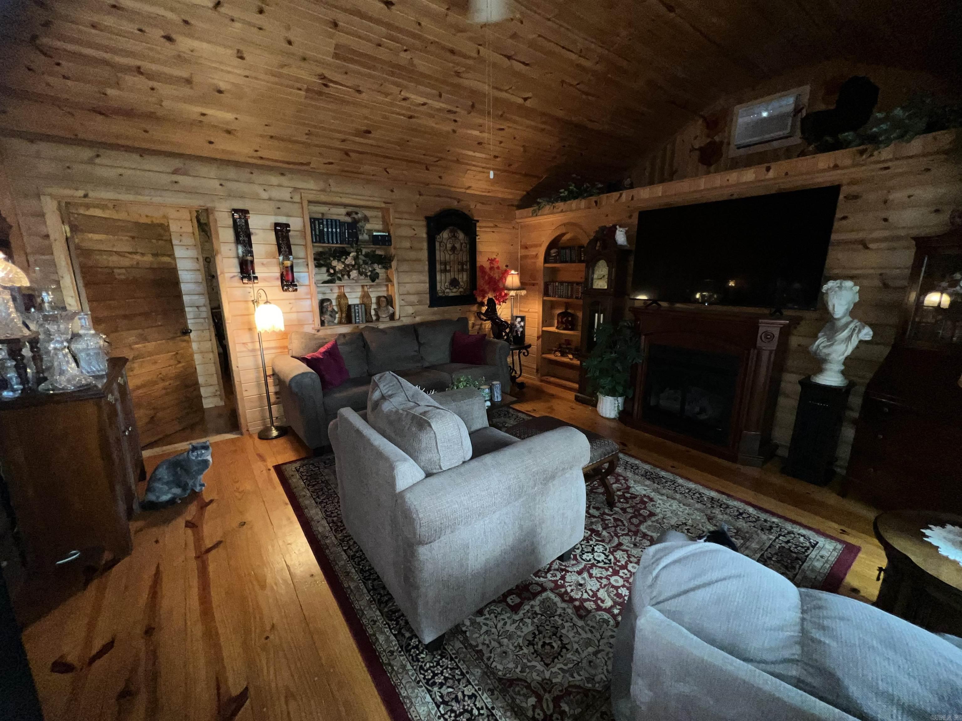 BURNT RIDGE ESTATES - Residential