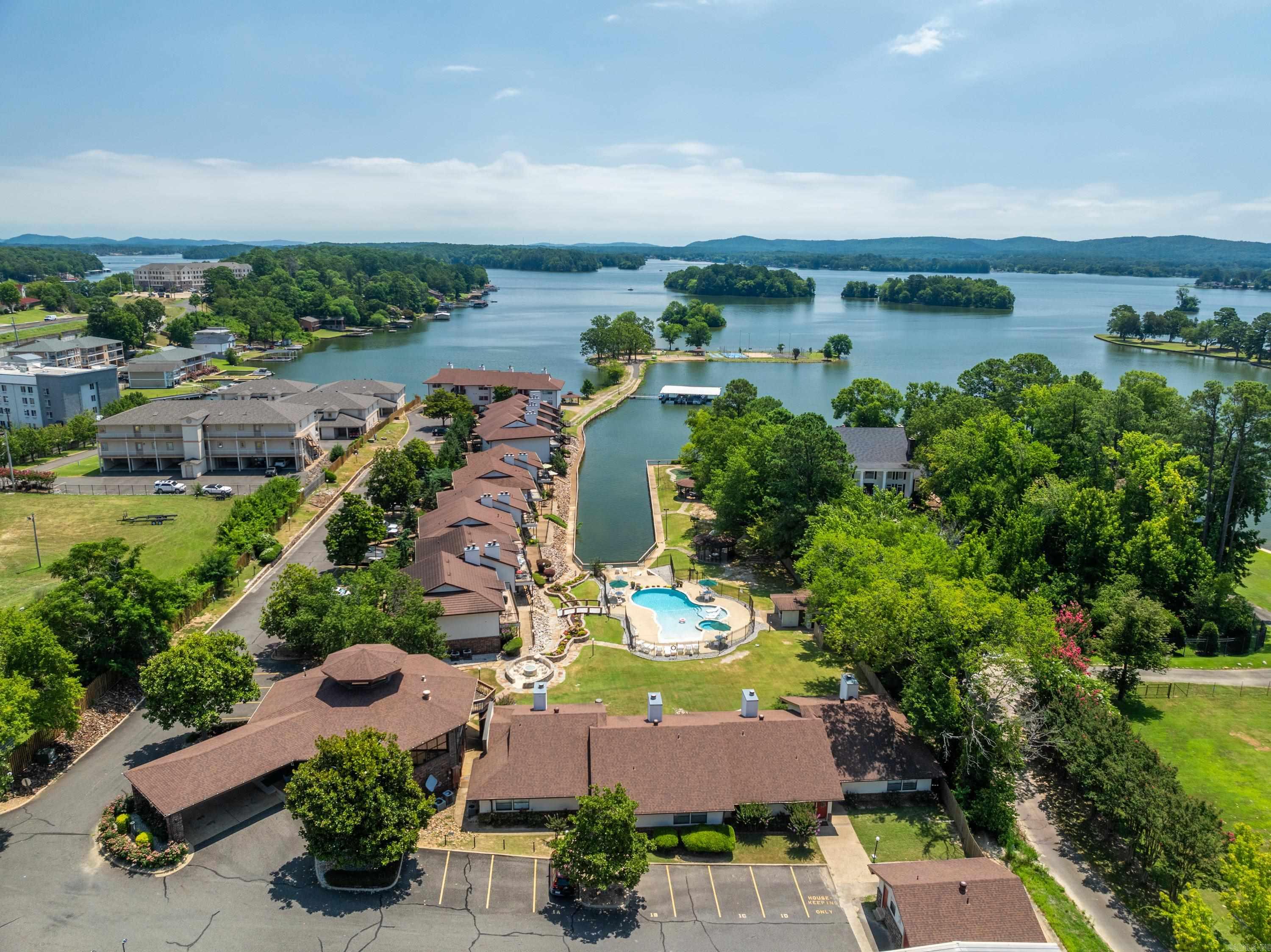 EMERALD ISLE HPR - Residential