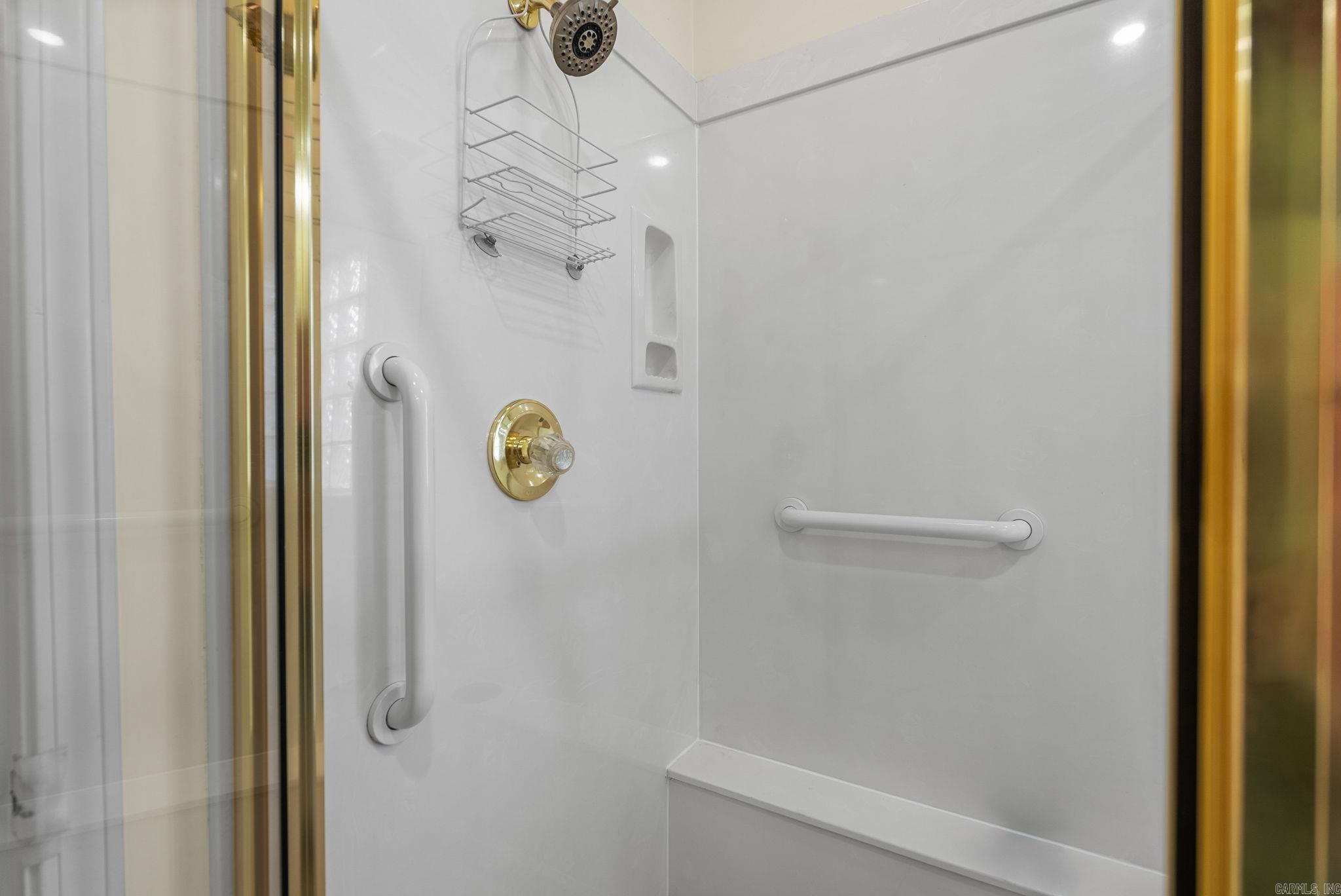 CHENAL VALLEY ABERDEEN - Residential